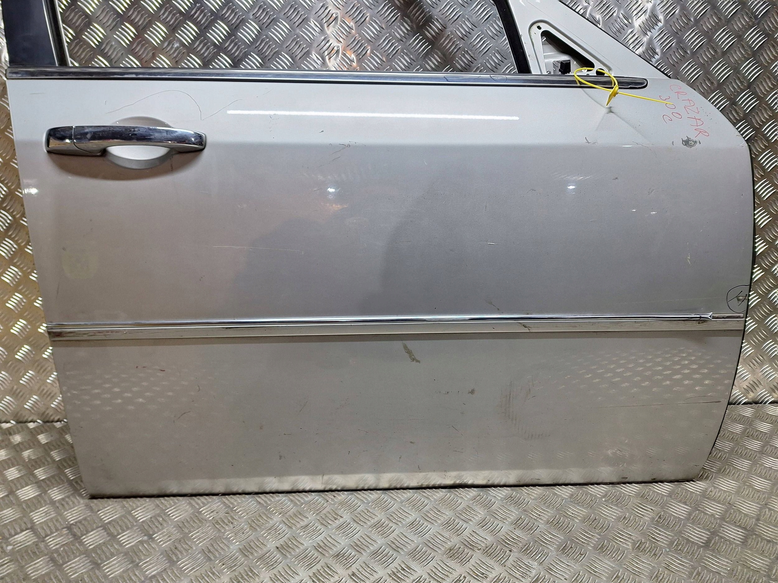 door right front CHRYSLER 300C 04-10 complete