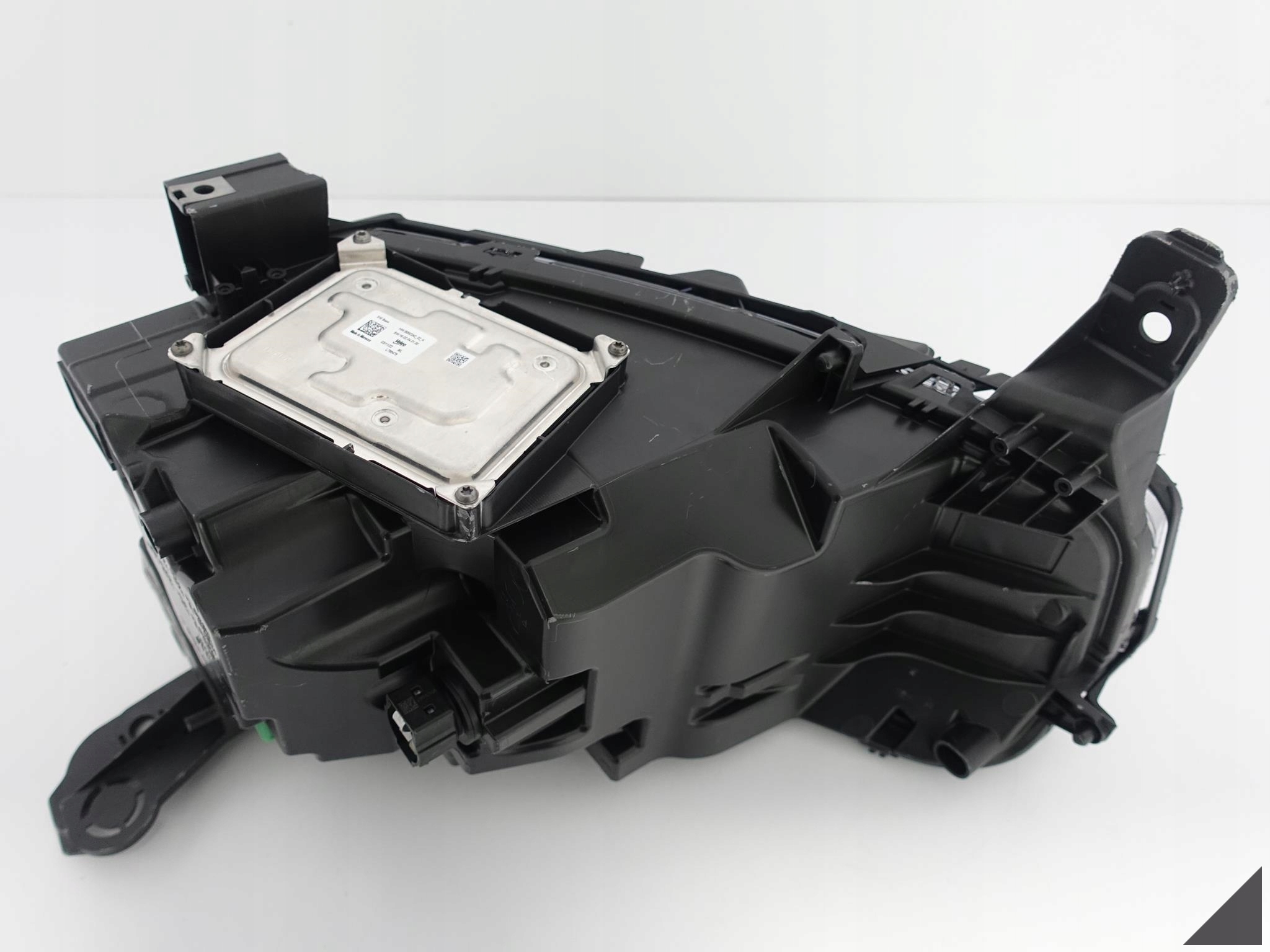 JEEP AVENGER 22- BASE LOW ZWYKŁA FULL LED LAMPA R Wersja Europejska