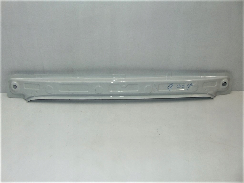 5H5813309 - VW GOLF VIII ОБШИВКА ЗАДНЬОГО РЕМЕНЯ НОВИЙ ORG