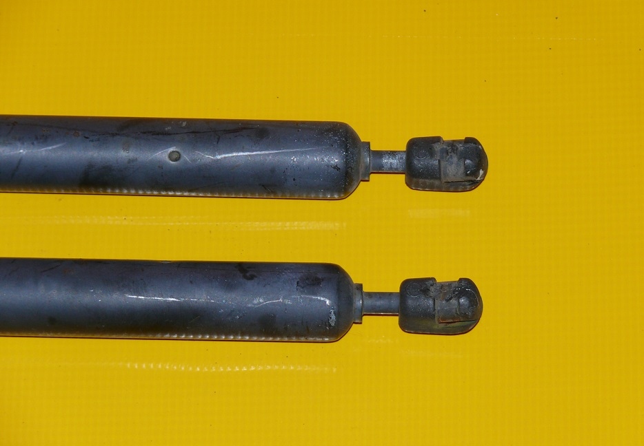 SILOWNIKI TELESKOPY bonnet boot VW TRANSPORTER IV T4 2szt