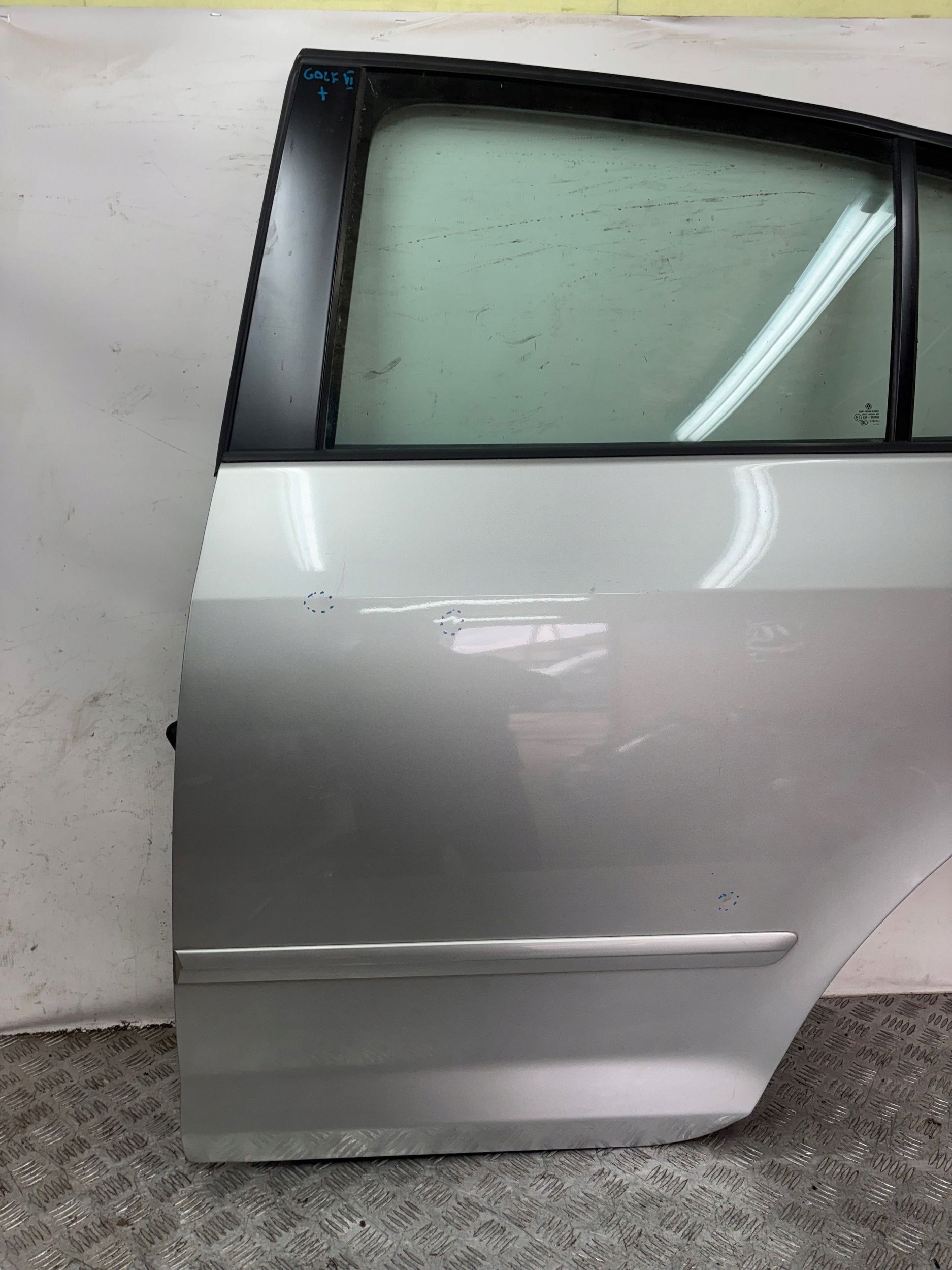 door rear part rear. left VW GOLF V VI plus