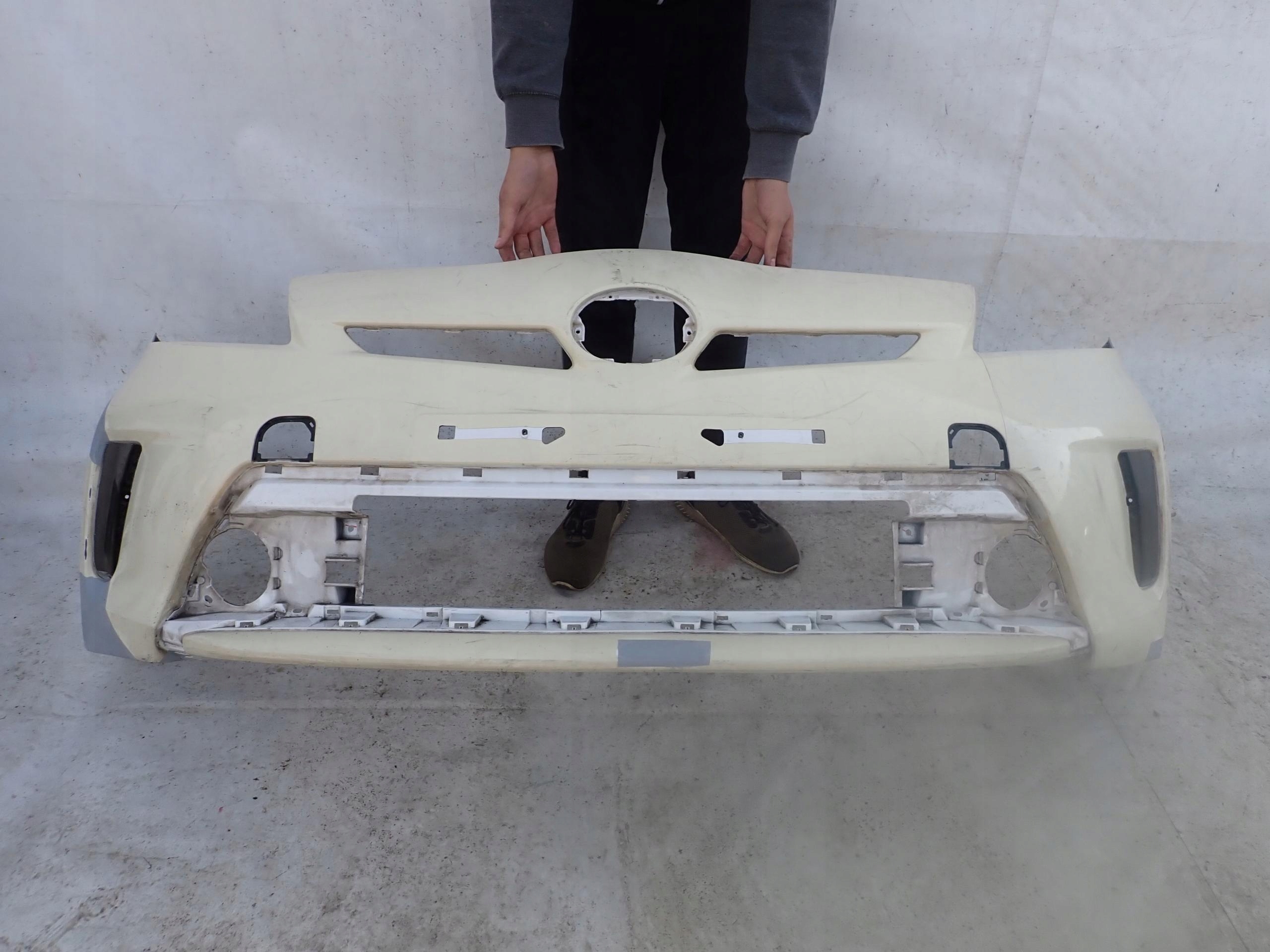 TOYOTA PRIUS III LIFT 12- bumper front front