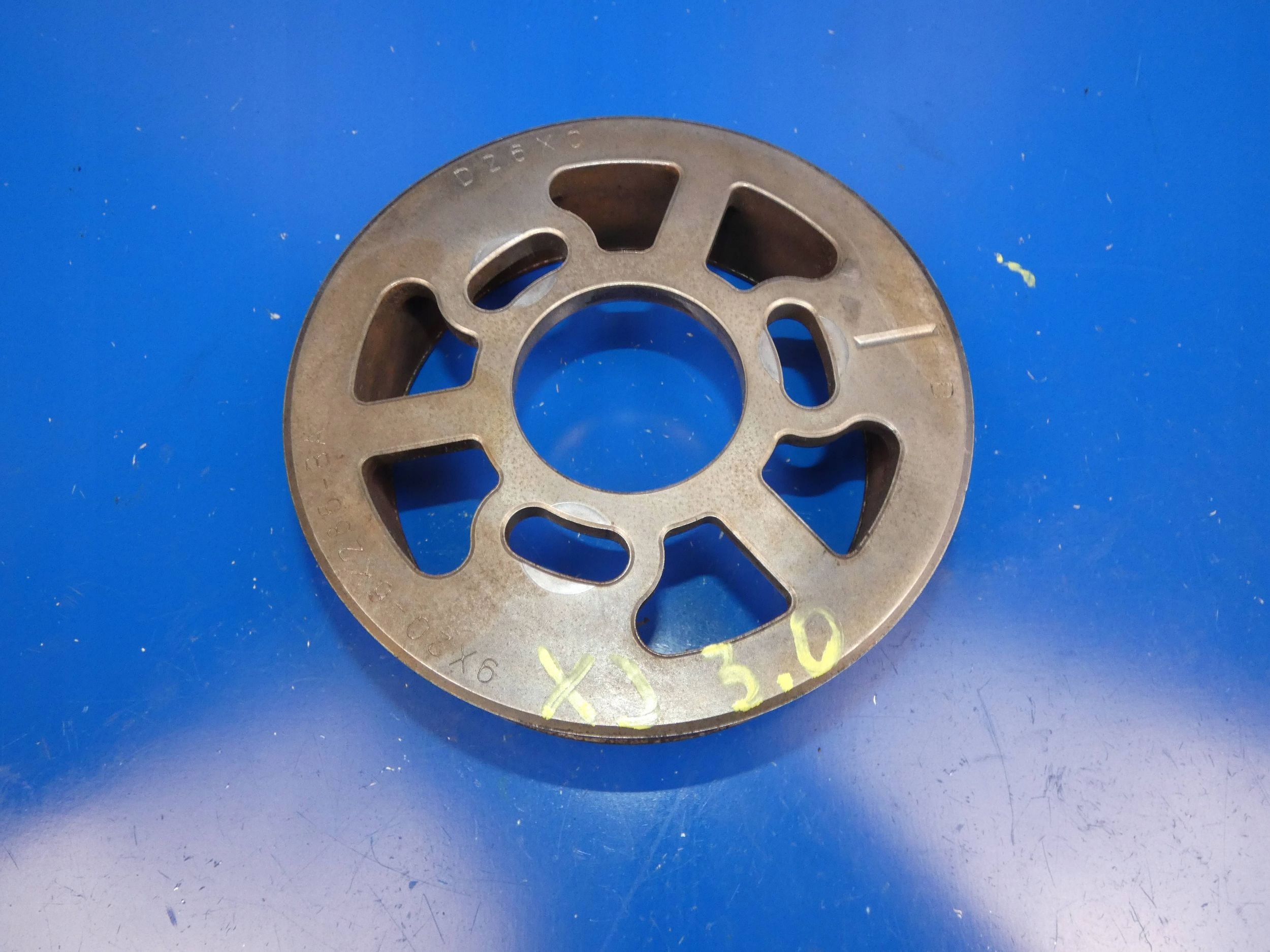 JAGUAR XJ X351 XF 3.0 D 306DT pulley