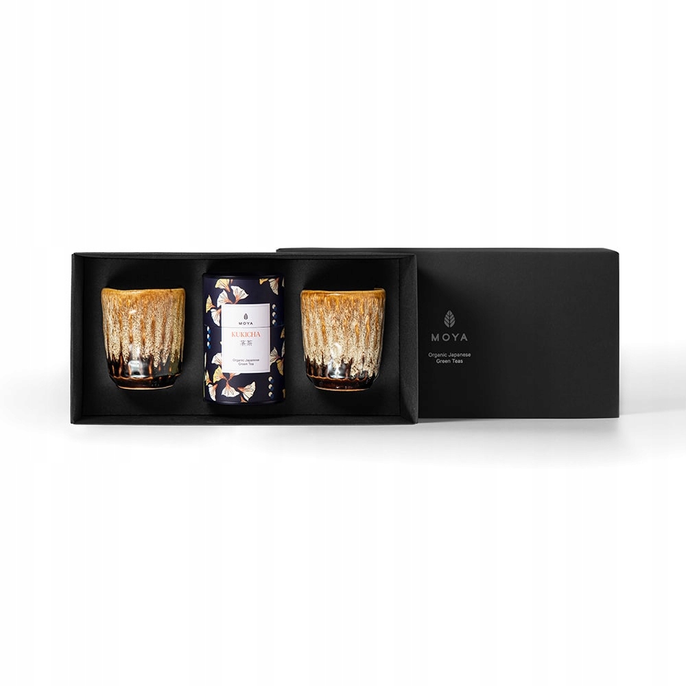 Dárková sada organického zelený čaj Moya Kukicha a 2 hrnků Kanpai