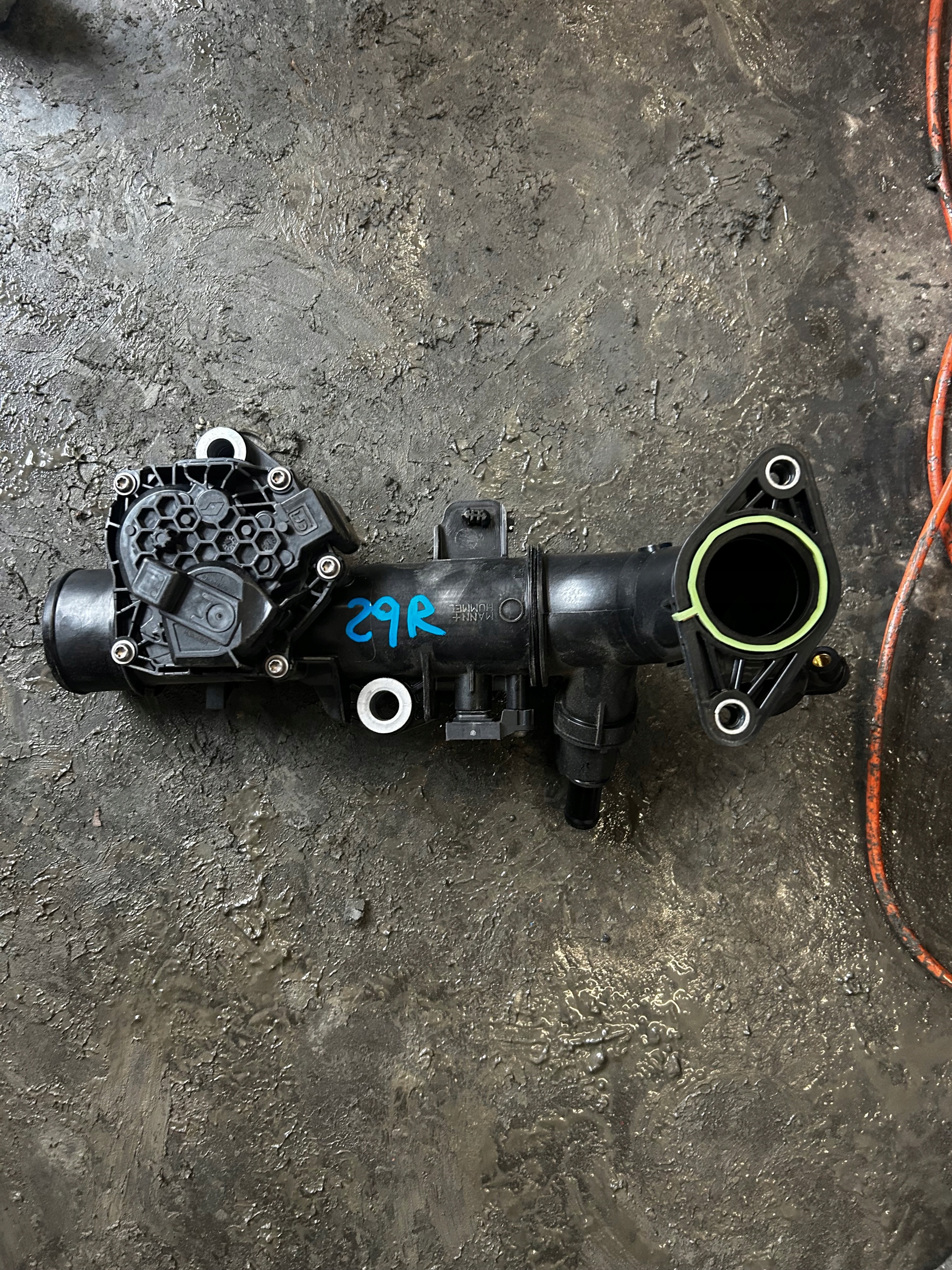 29R. hose pipe RENAULT AUSTRAL 165767444R