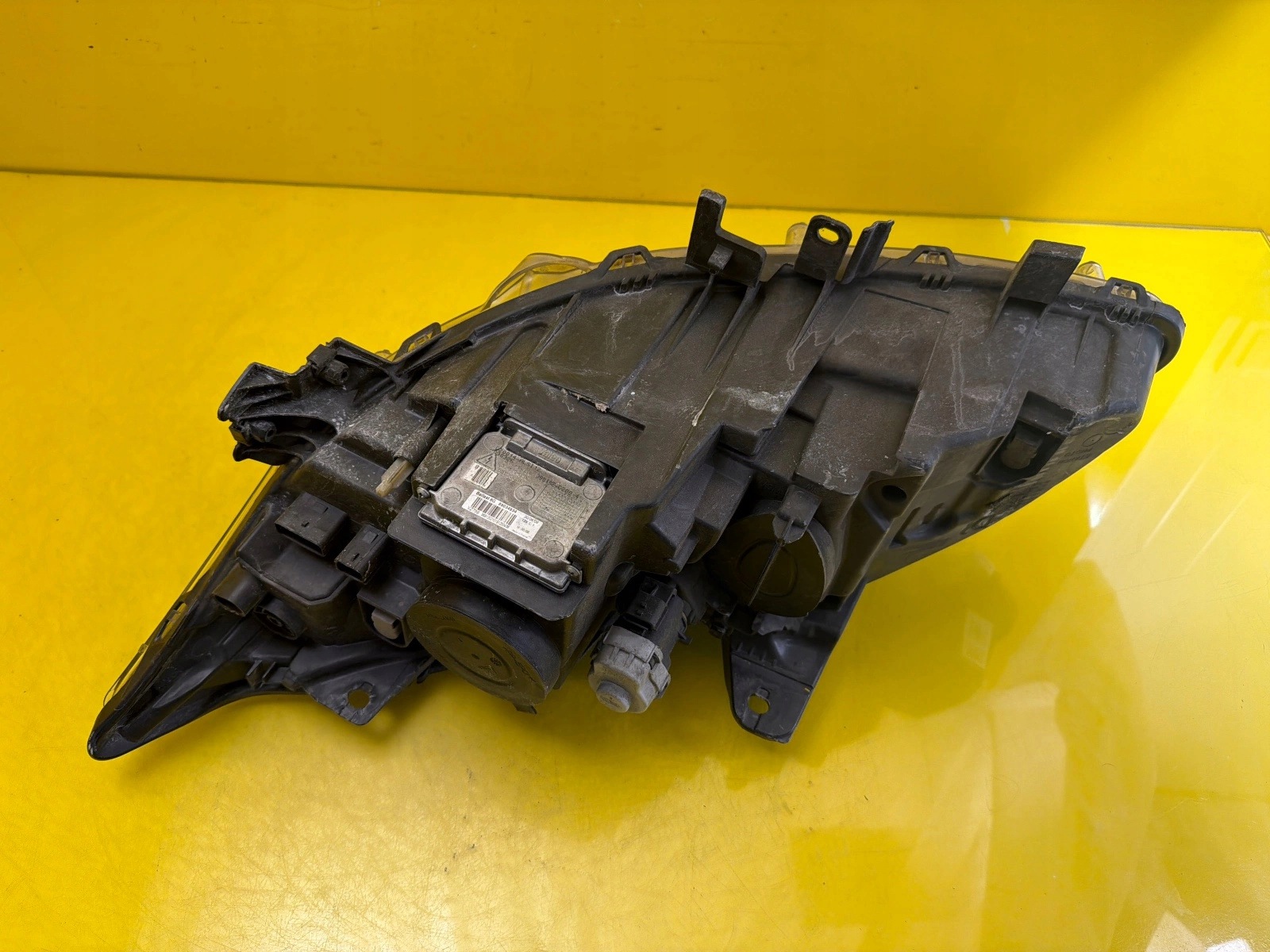 light right Renault Laguna III 3 XENON 2007- 260100043R