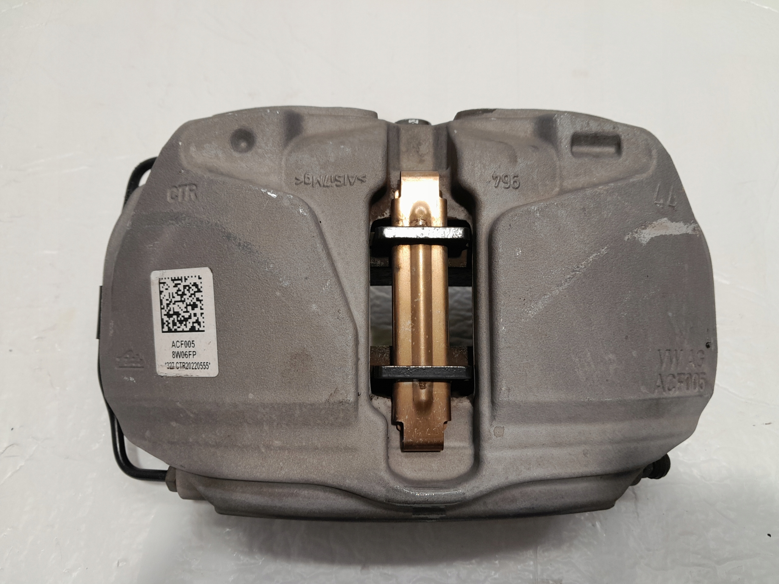 AUDI A4 B9 LIFT caliper brake right front 8W06FP