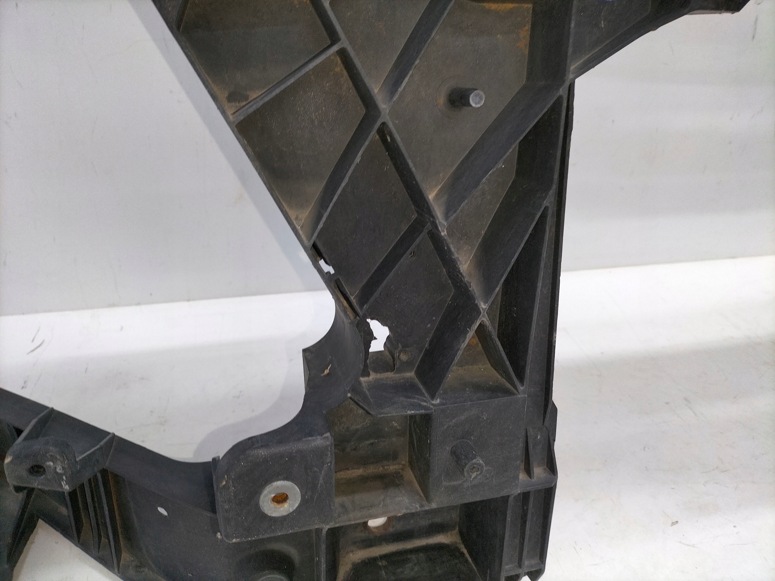 support panel for radiators pillar front MERCEDES SPRINTER W906 06-13