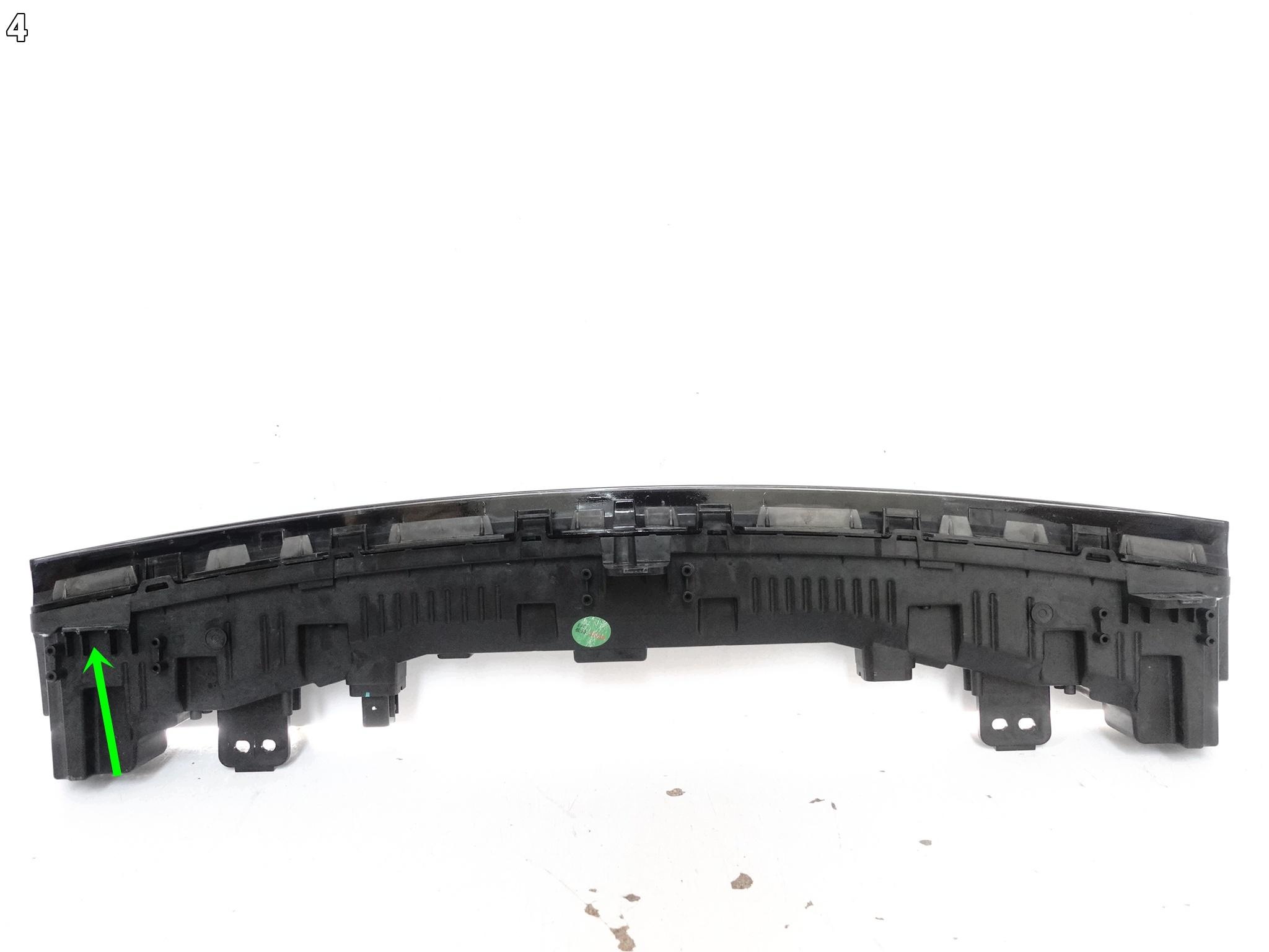 SMART #1 22- light cap central LED HIGH front EUROPA