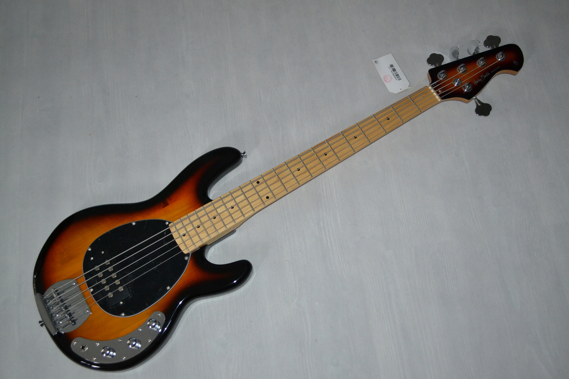 BAS Z HUMBUCKEREM W STYLU MM USTAWIONY LUTNICZO Kod producenta MB-5 SB