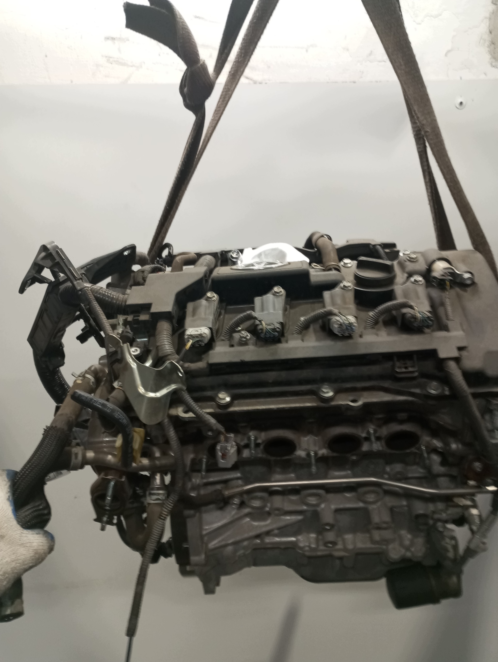 engine complete TOYOTA 1.8 hybrid 2ZR
