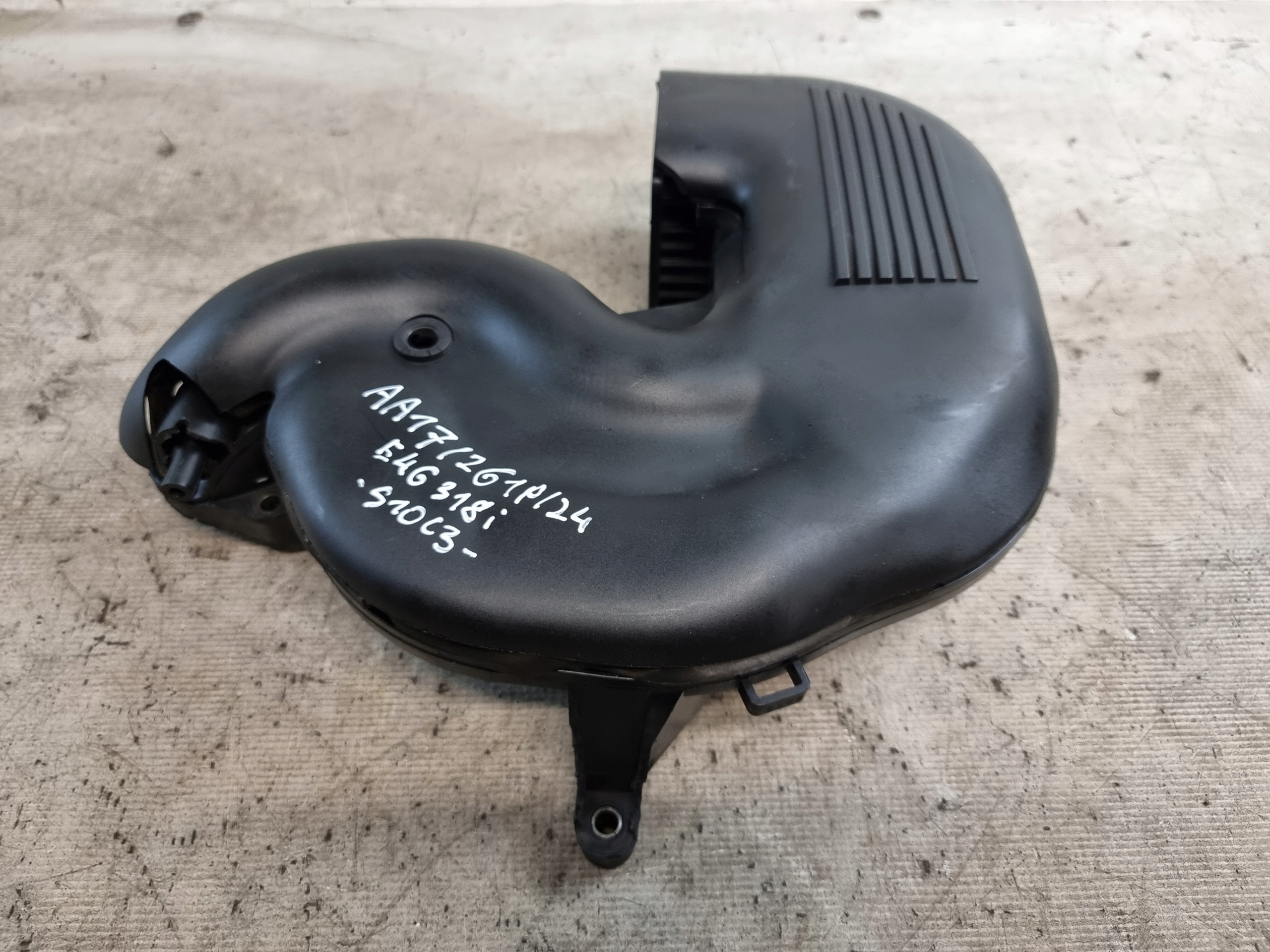 intake manifold OE 1432032 BMW E46 318i 00r