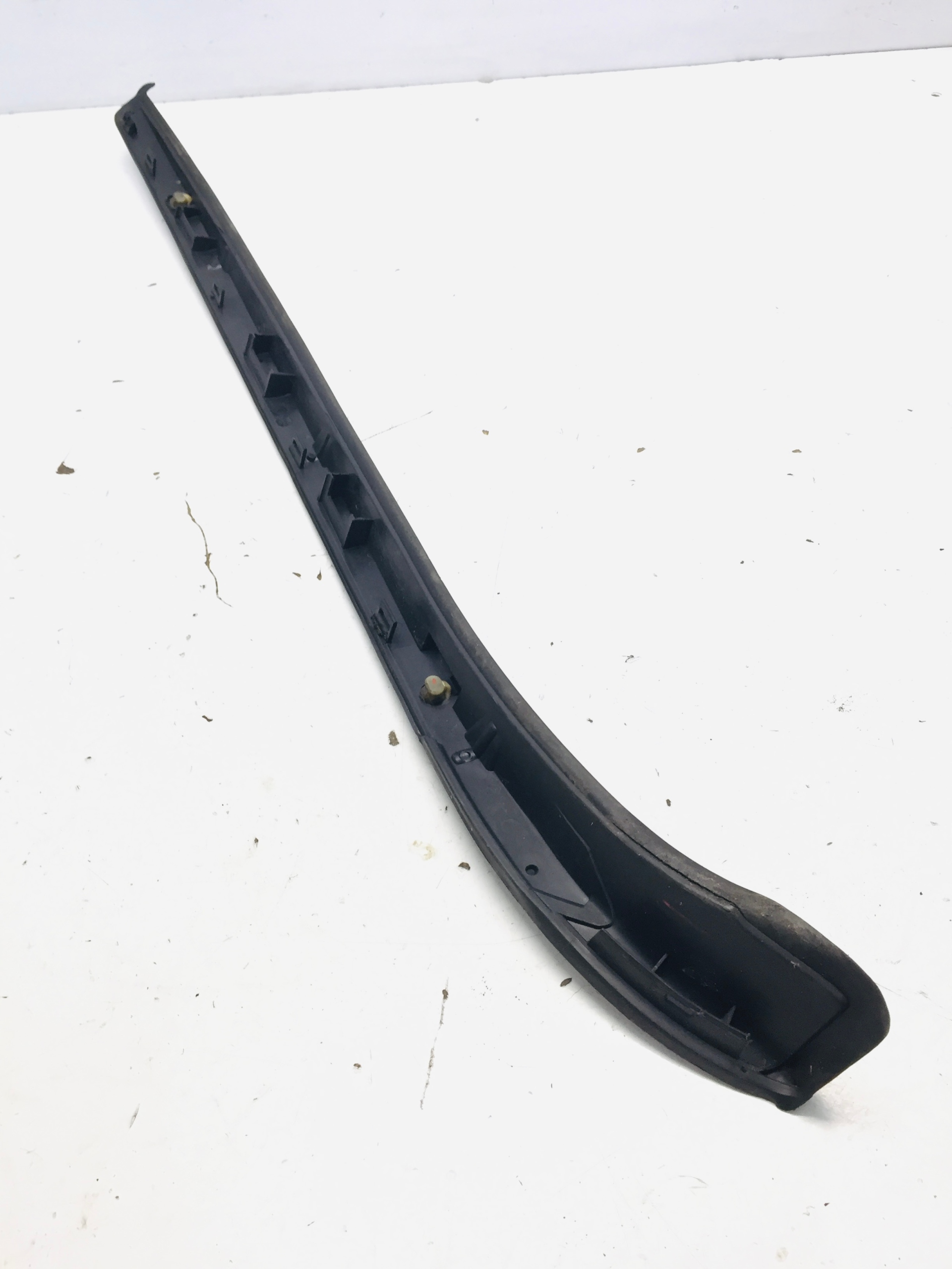 LISTWA SŁUPKA SZYBY LEWA PEUGEOT 508 I Wersja Europejska