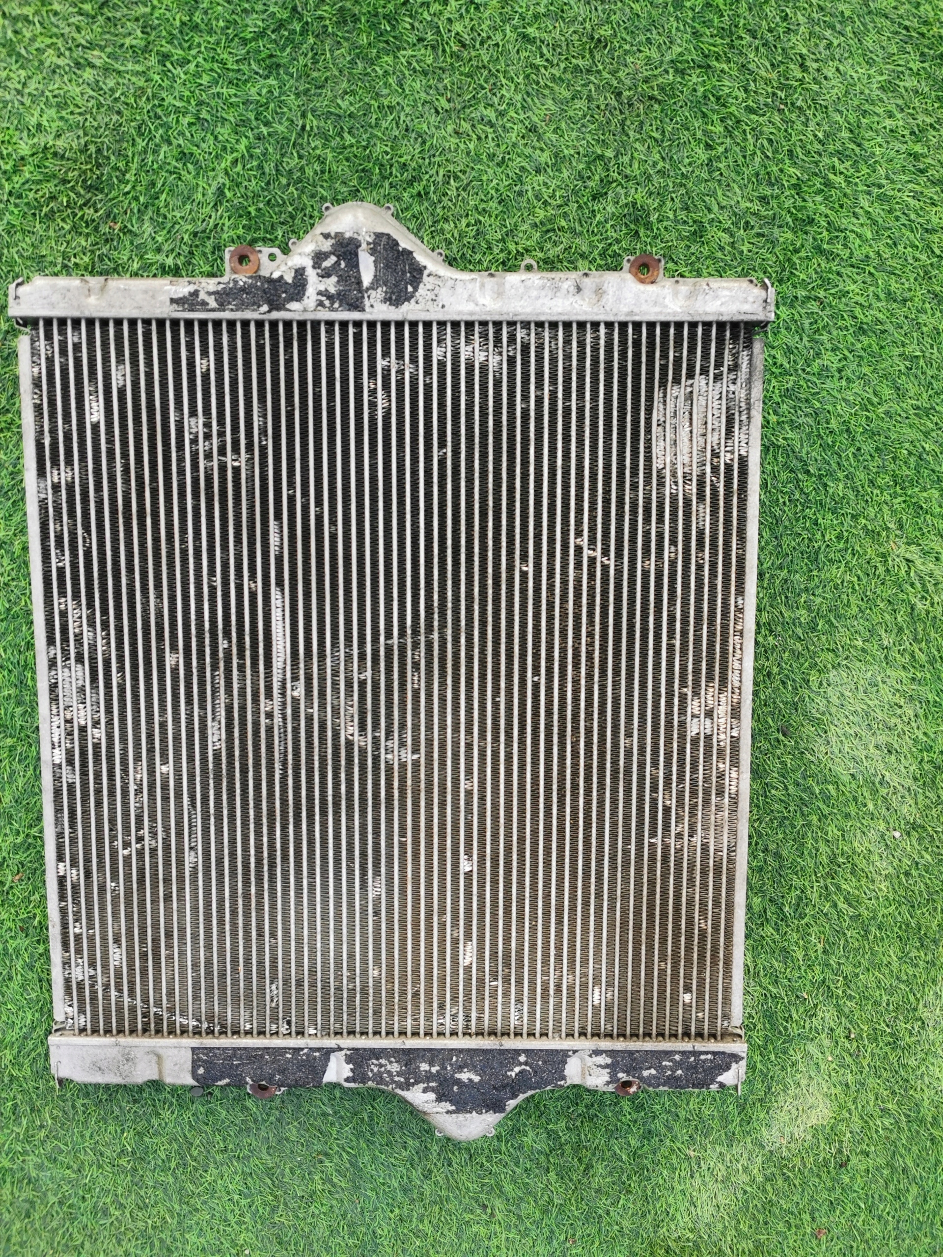 TOYOTA LAND CRUISER J120 intercooler 30170