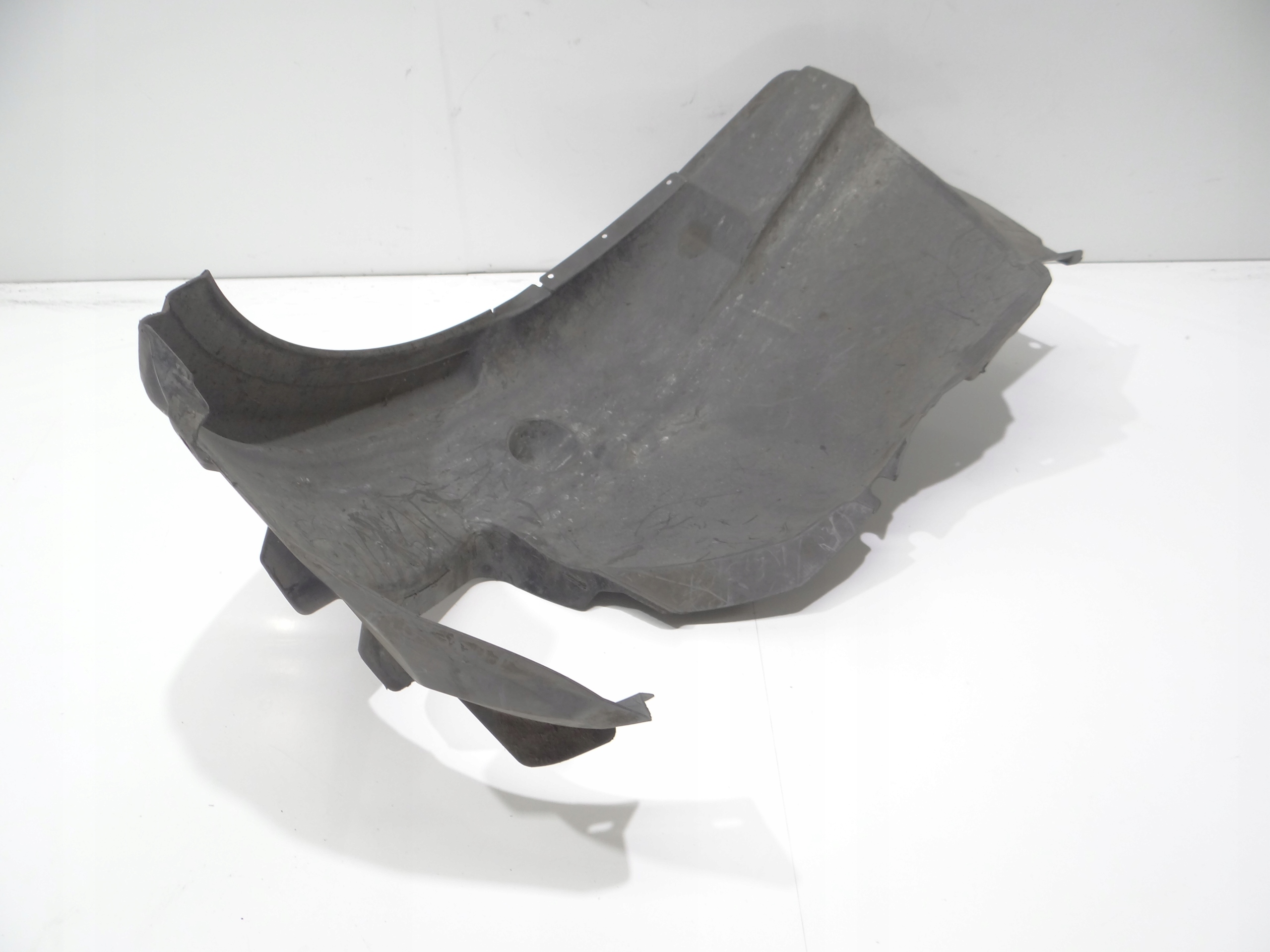 mudguard left front BMW E87 OE 7059371