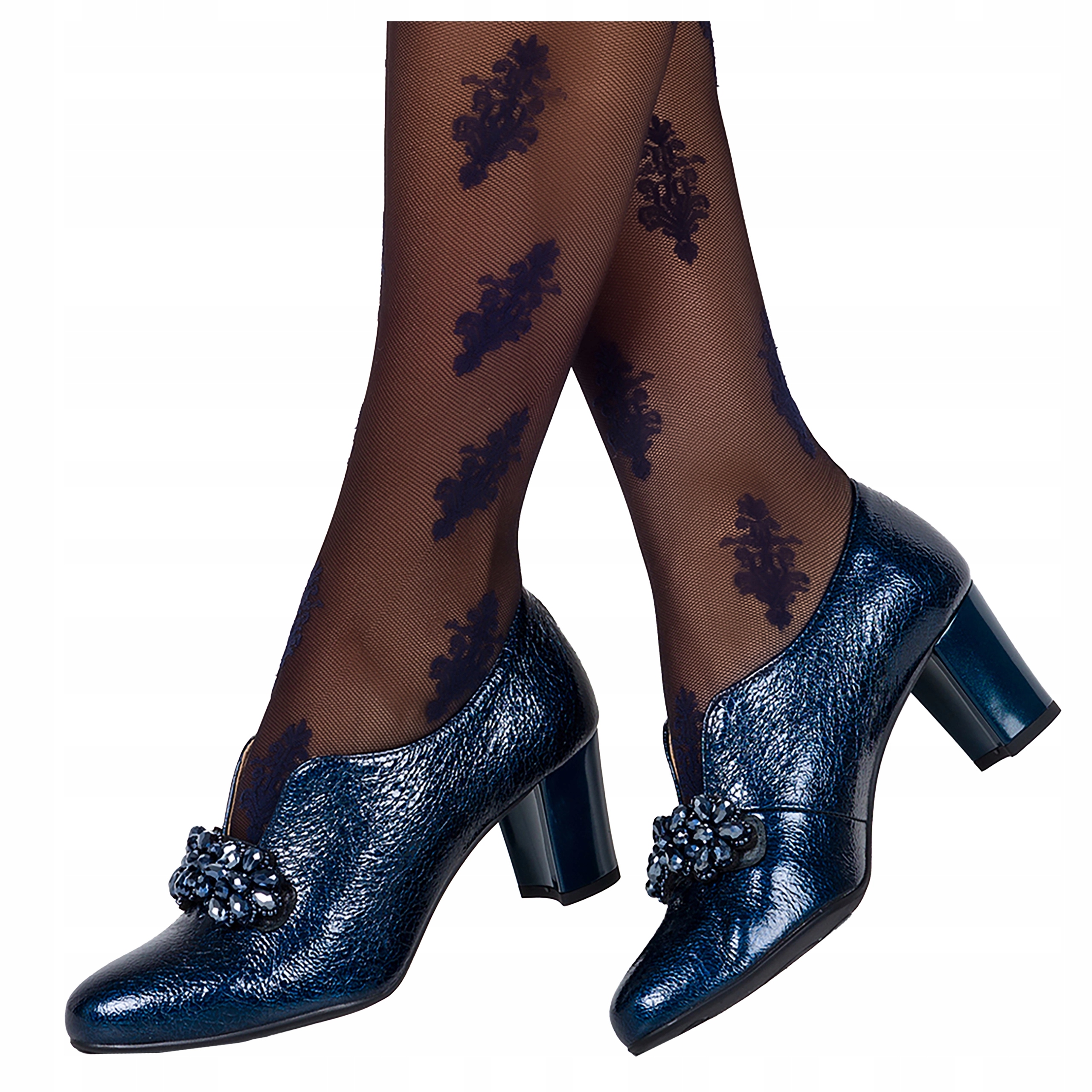 Lakované kožené polobotky na podpatku S Krystalkami, velikost 40