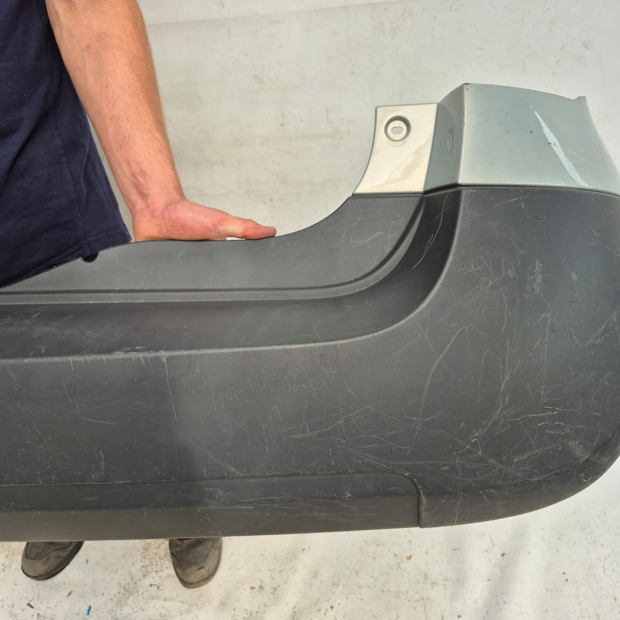 RENAULT MODUS e 04-08 Paraurti posteriore posteriore 8200258955C