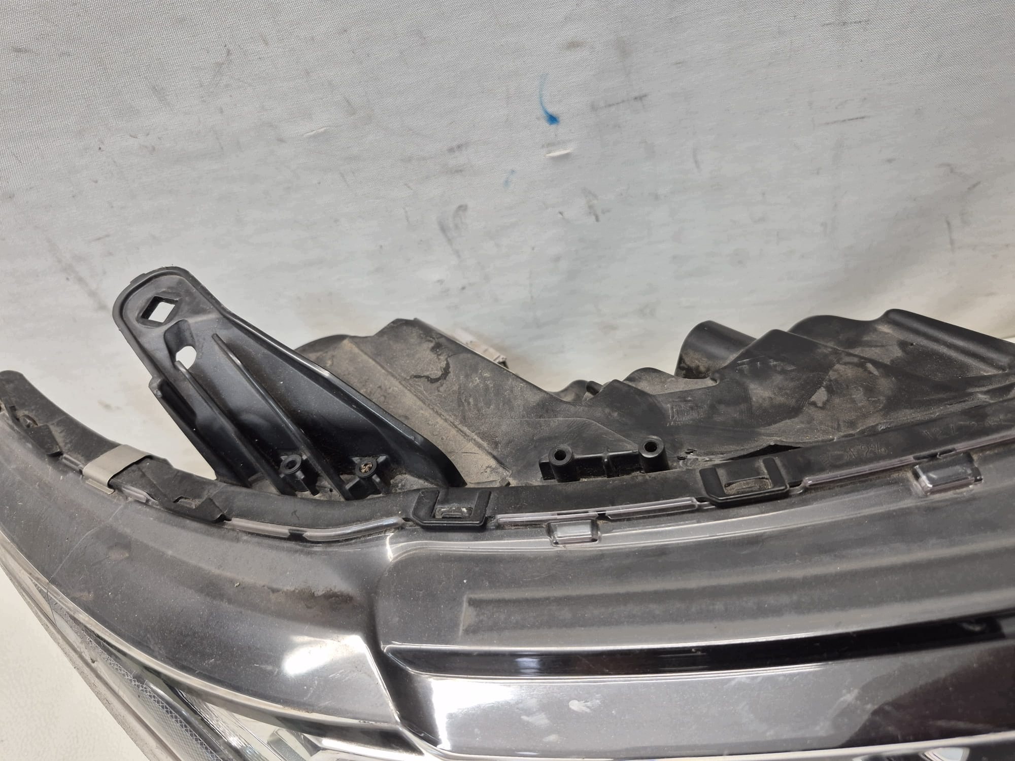 MITSUBISHI OUTLANDER III LIFT 15- light right front front lens
