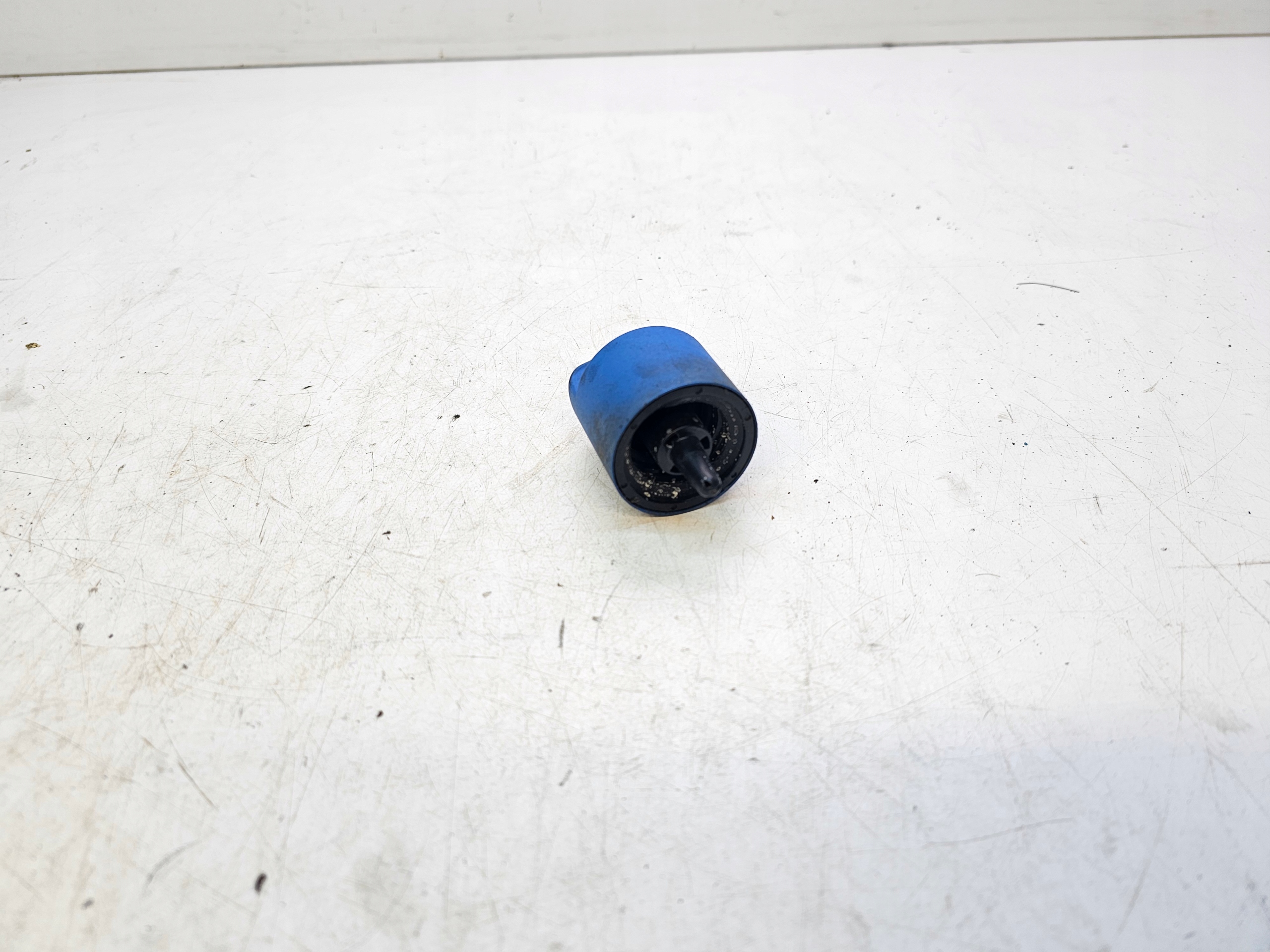 cup tanks ADBLU AUDI A3 A4 A6 A7 Q7 5Q0131980C