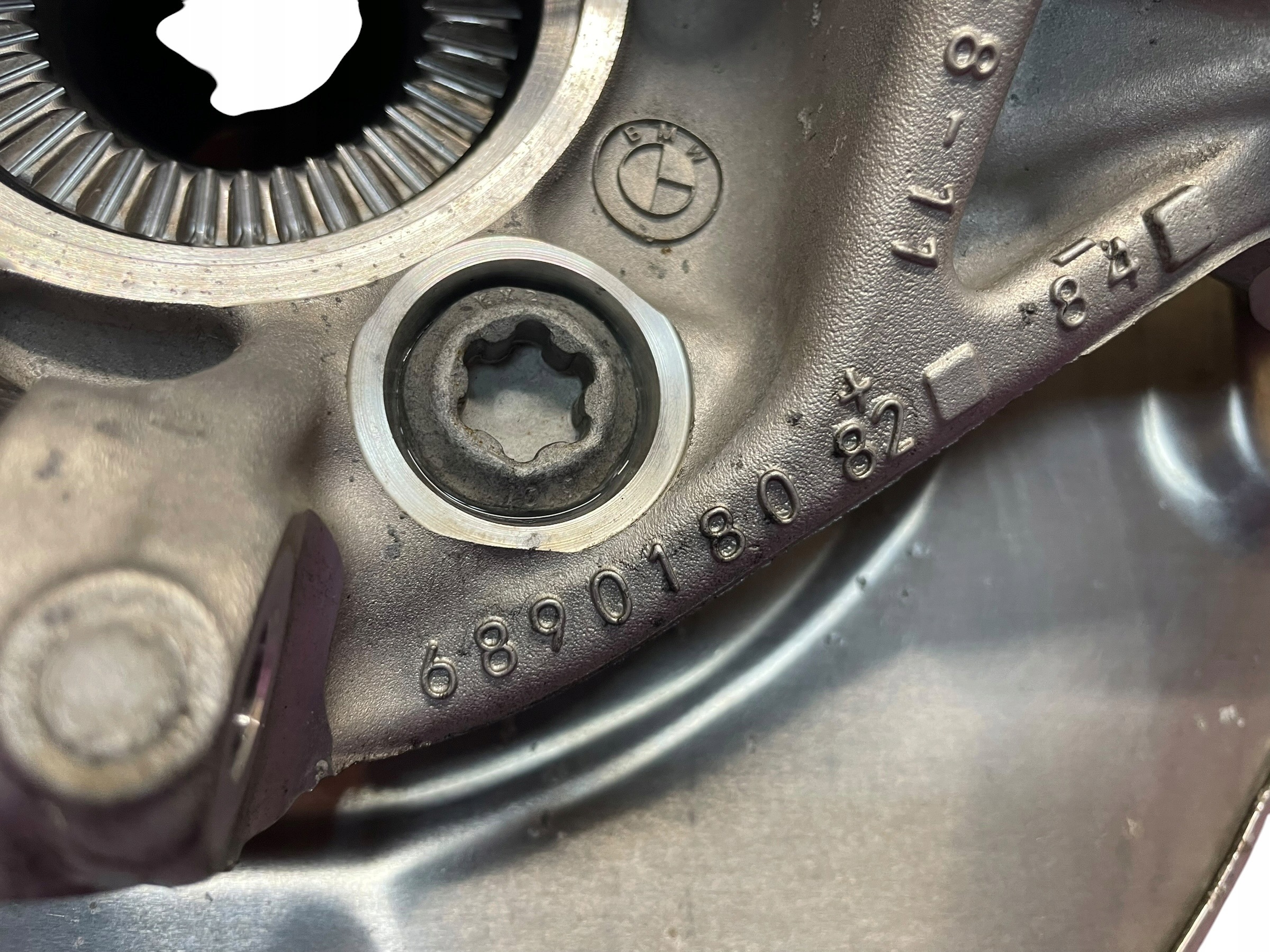 swing front right BMW X1 U11 1.642 KM