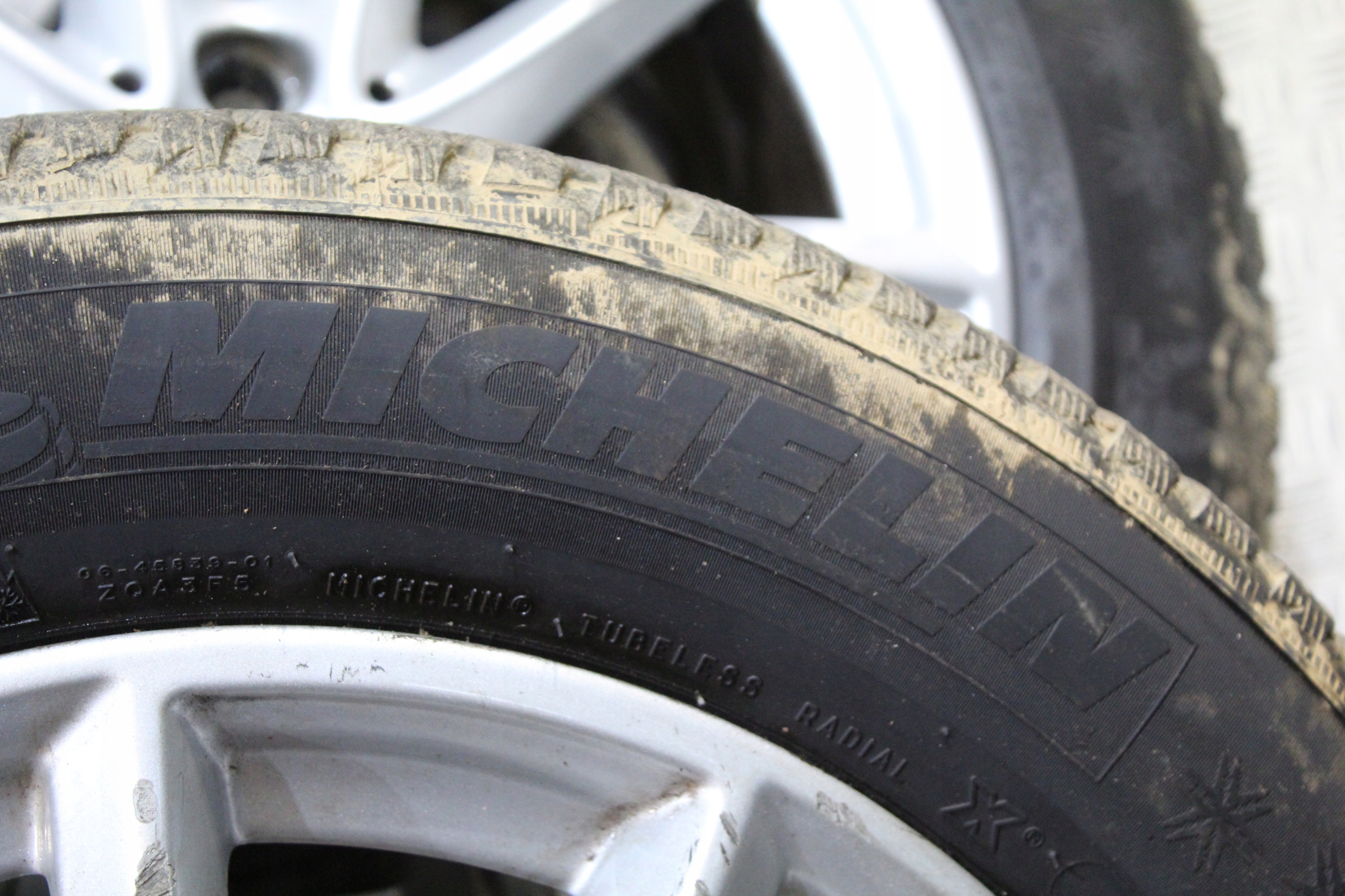 wheels discs disc 205/60 R16 BMW 2 F45