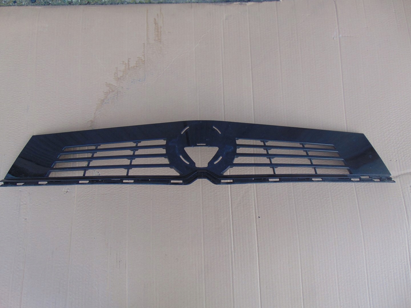 Opel Astra Kühlergrill FRONTGRILL Kühlergitter 98396400 - Thumbnail 1
