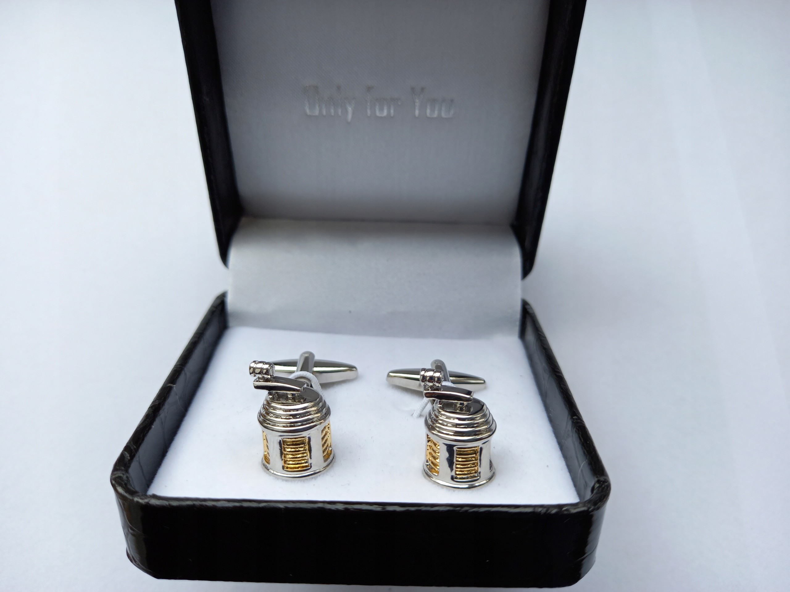 Manžetové knoflíčky na košili Młynek