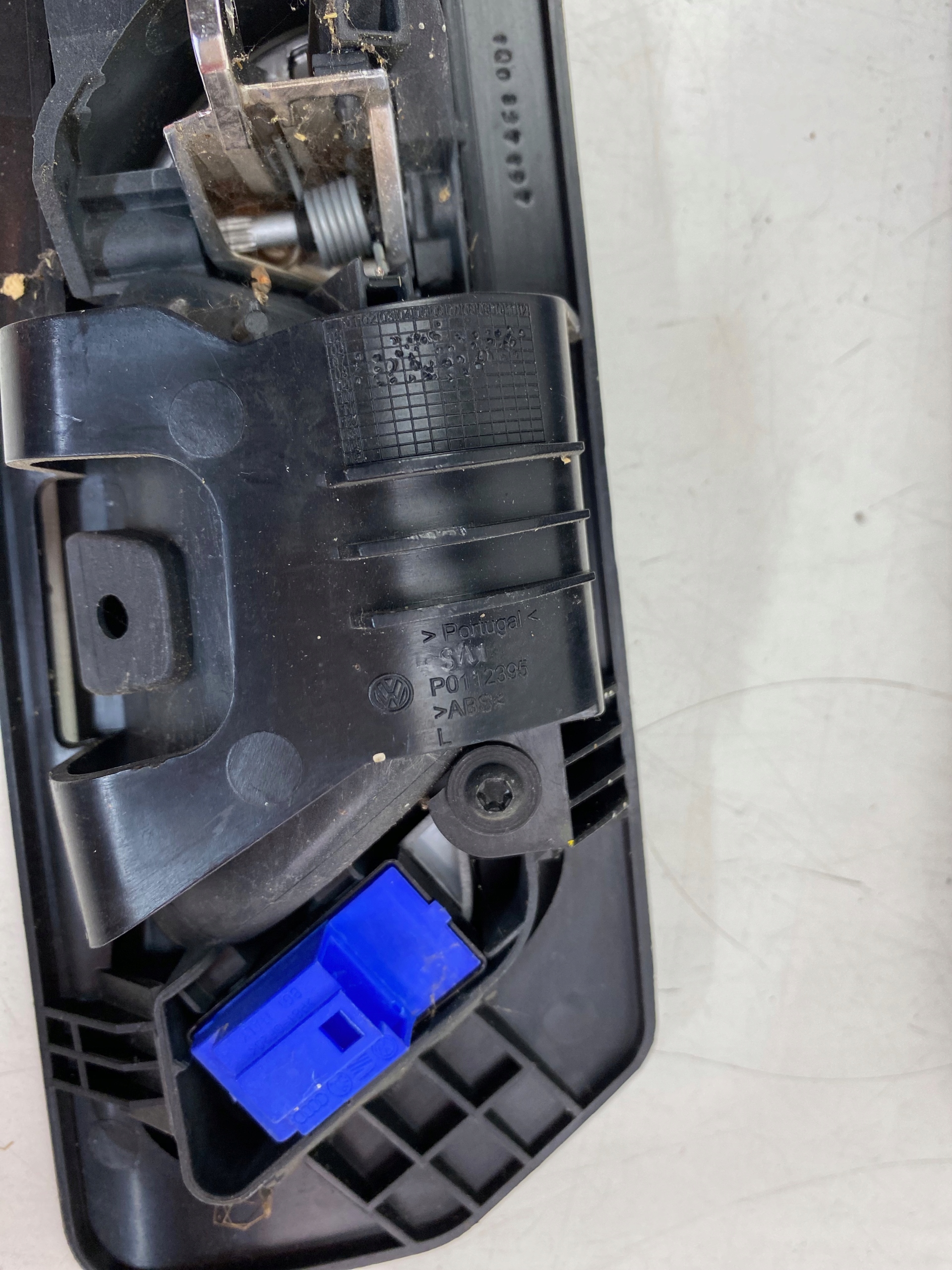 vw SCIROCCO ручка двери внутренняя P0112395
