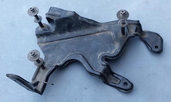 MOCOWANIE STELAŻ POMPY AIRMATIC MERCEDES 2193200143