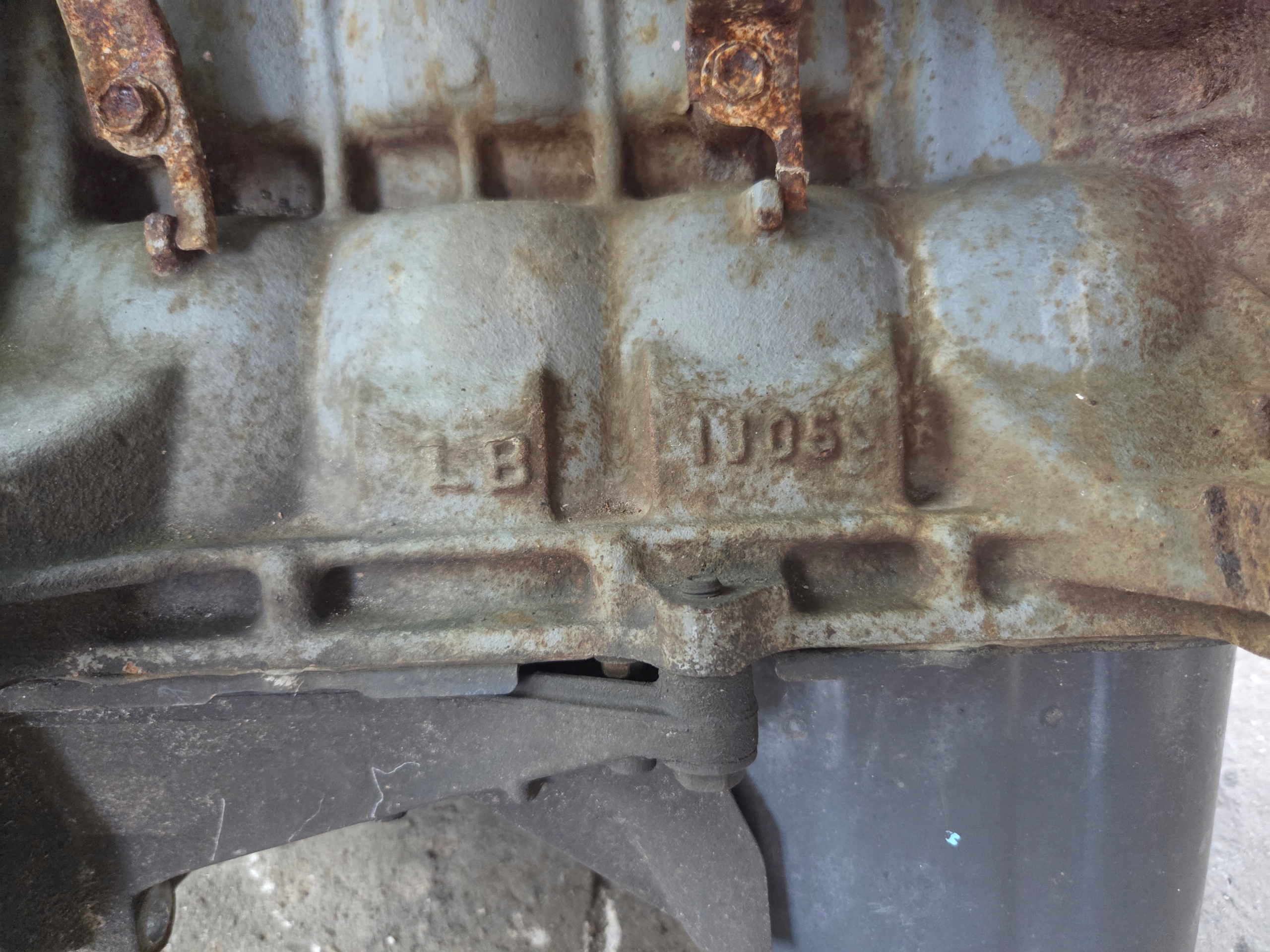 TOYOTA YARIS and 1,0 engine LB11U05 engine