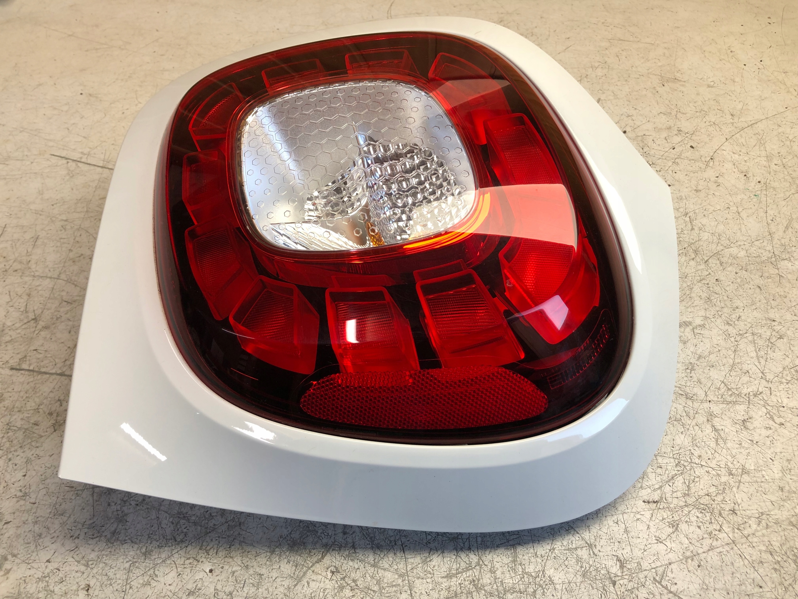 light right rear part LED SMART FORFOUR 453 EUROPA