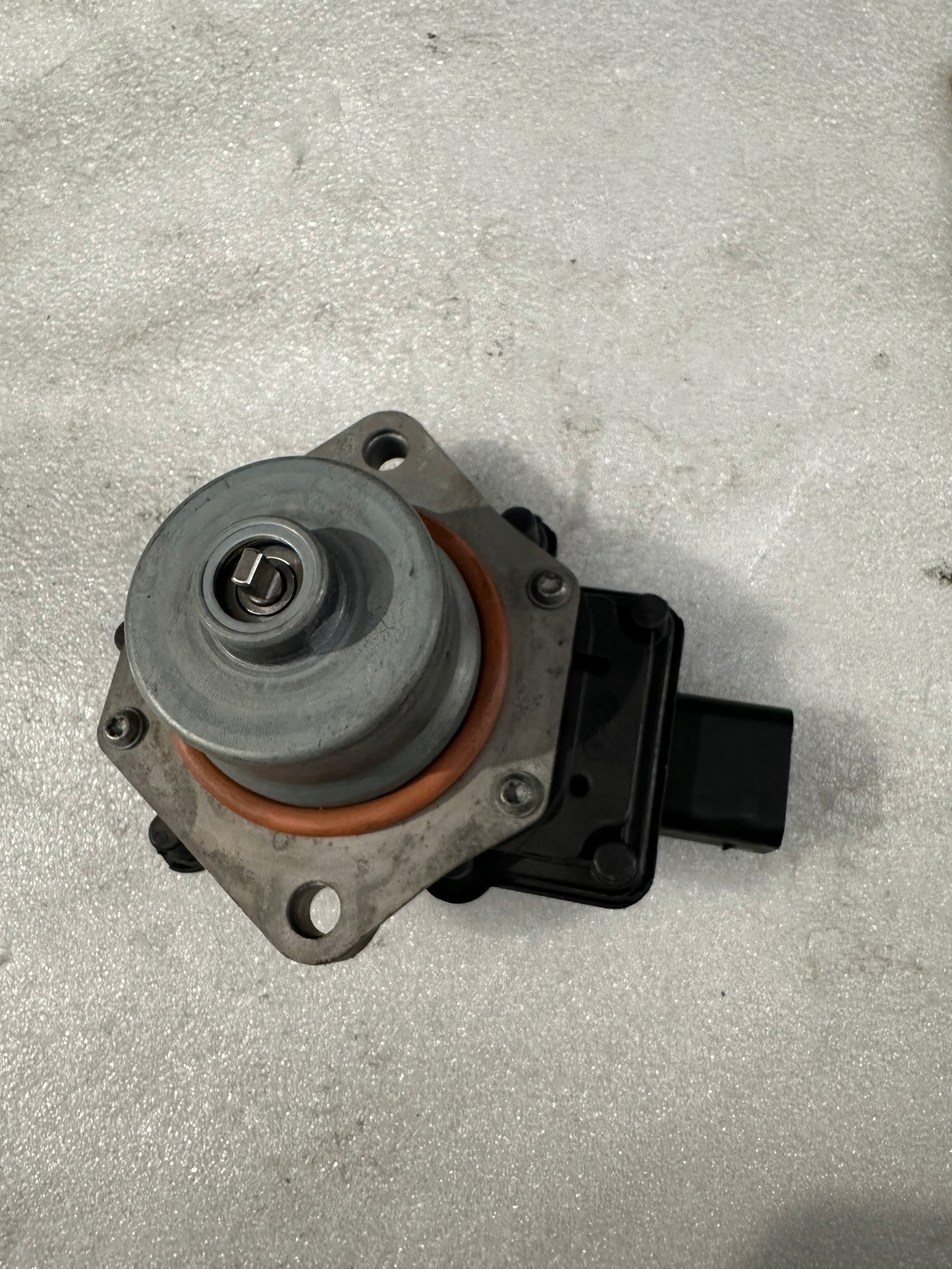 Блок управления приводом VW GOLF 08e907554f...
