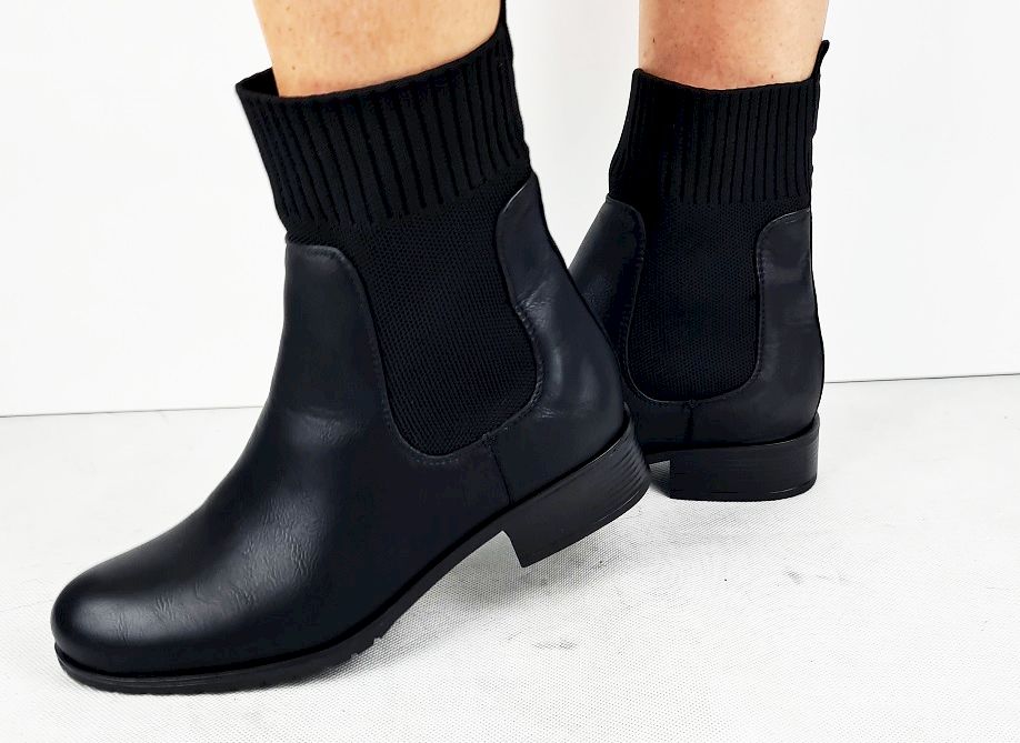 CZARNE PŁASKIE ELASTYCZNE BOTKI BUTY SZTYBLETY 37 Kod producenta 1-31