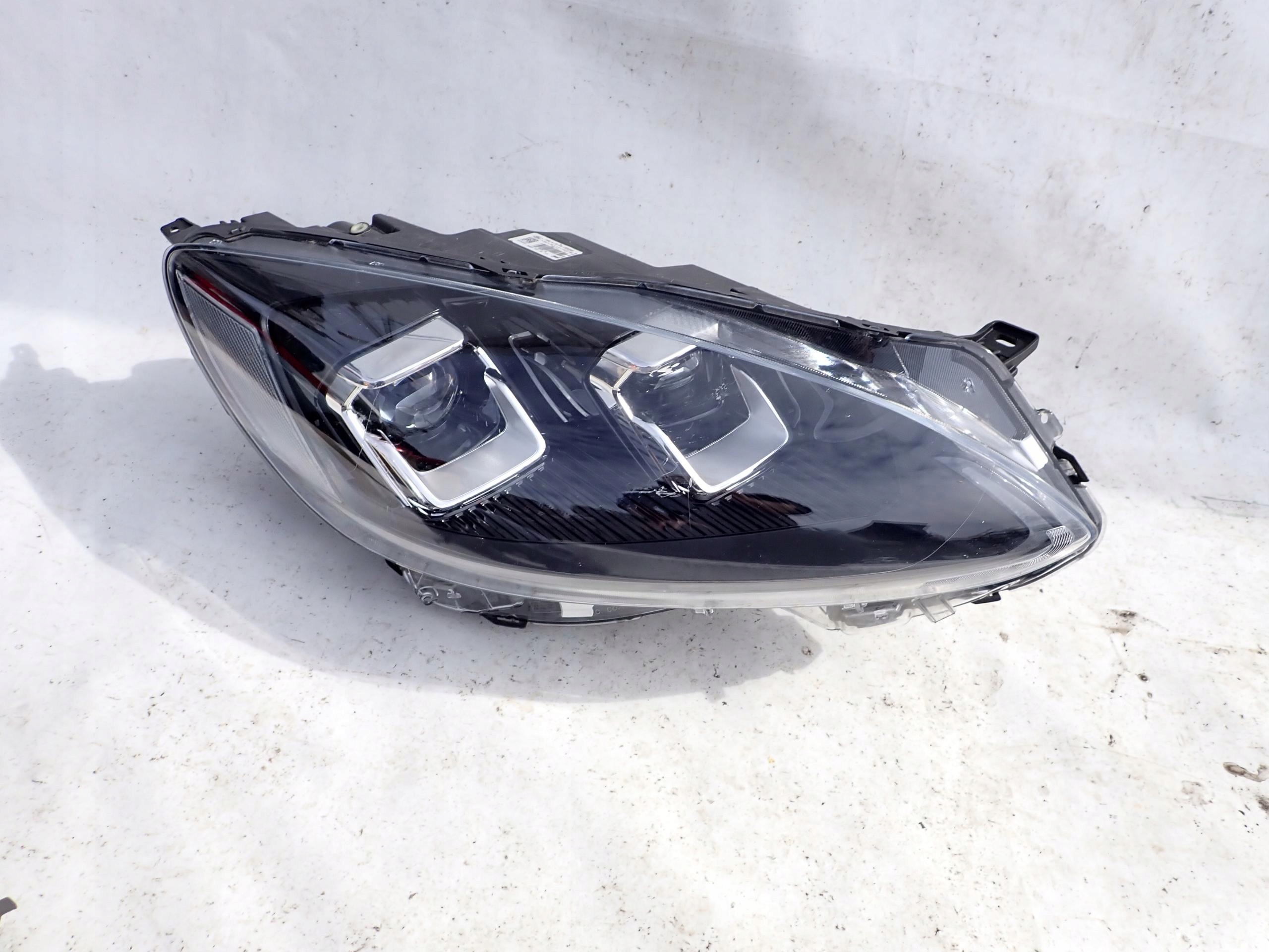 FORD KUGA III 20- light right front FULL LED