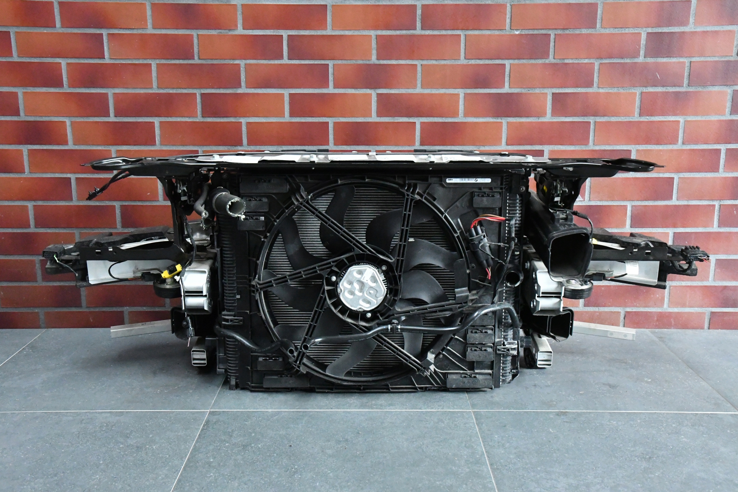 front panel, wall radiator RADAR ACC BMW 3 G20 G21 SPORT LUXURY original