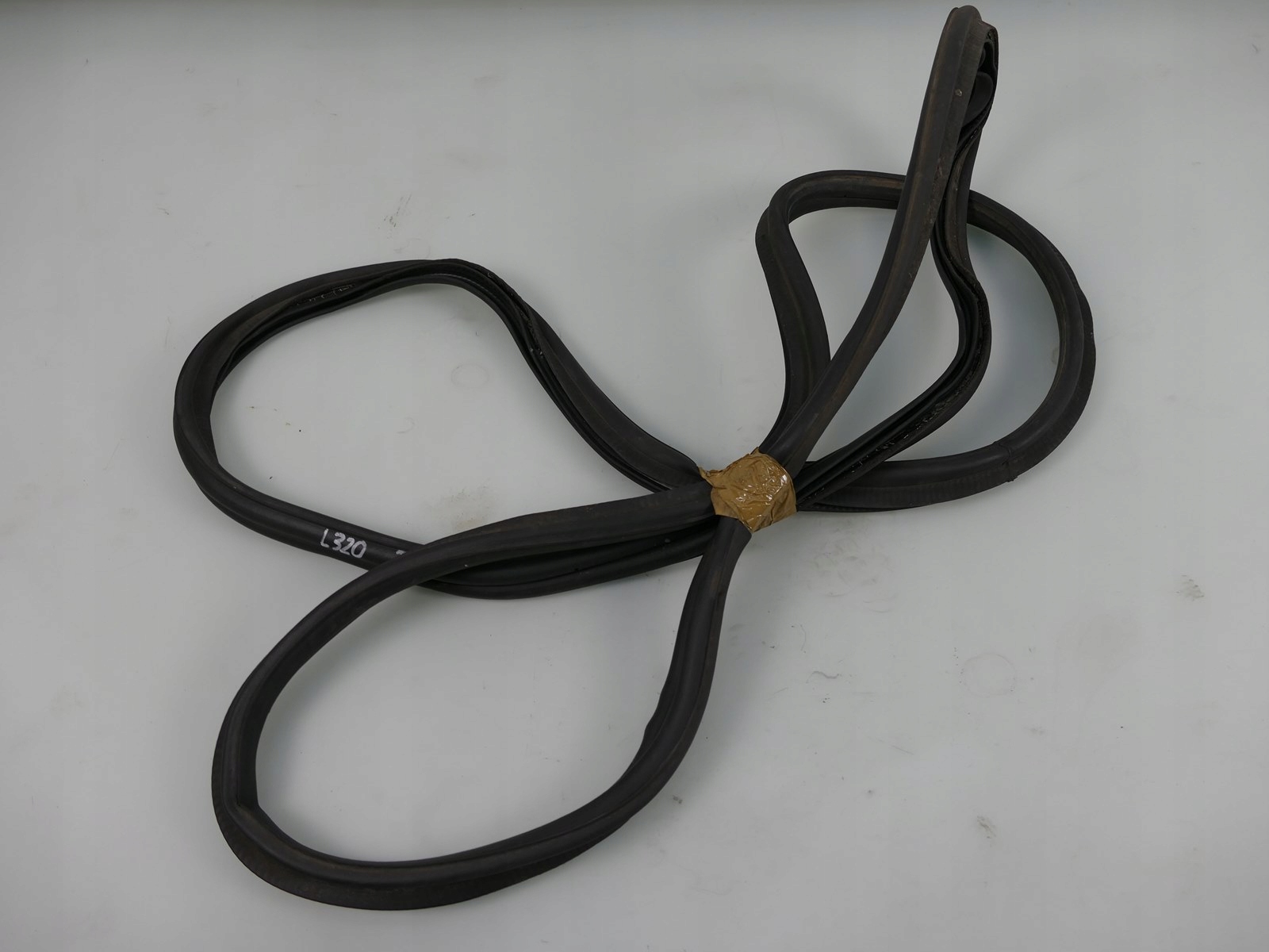 RANGE ROVER SPORT L320 gasket bonnet boot