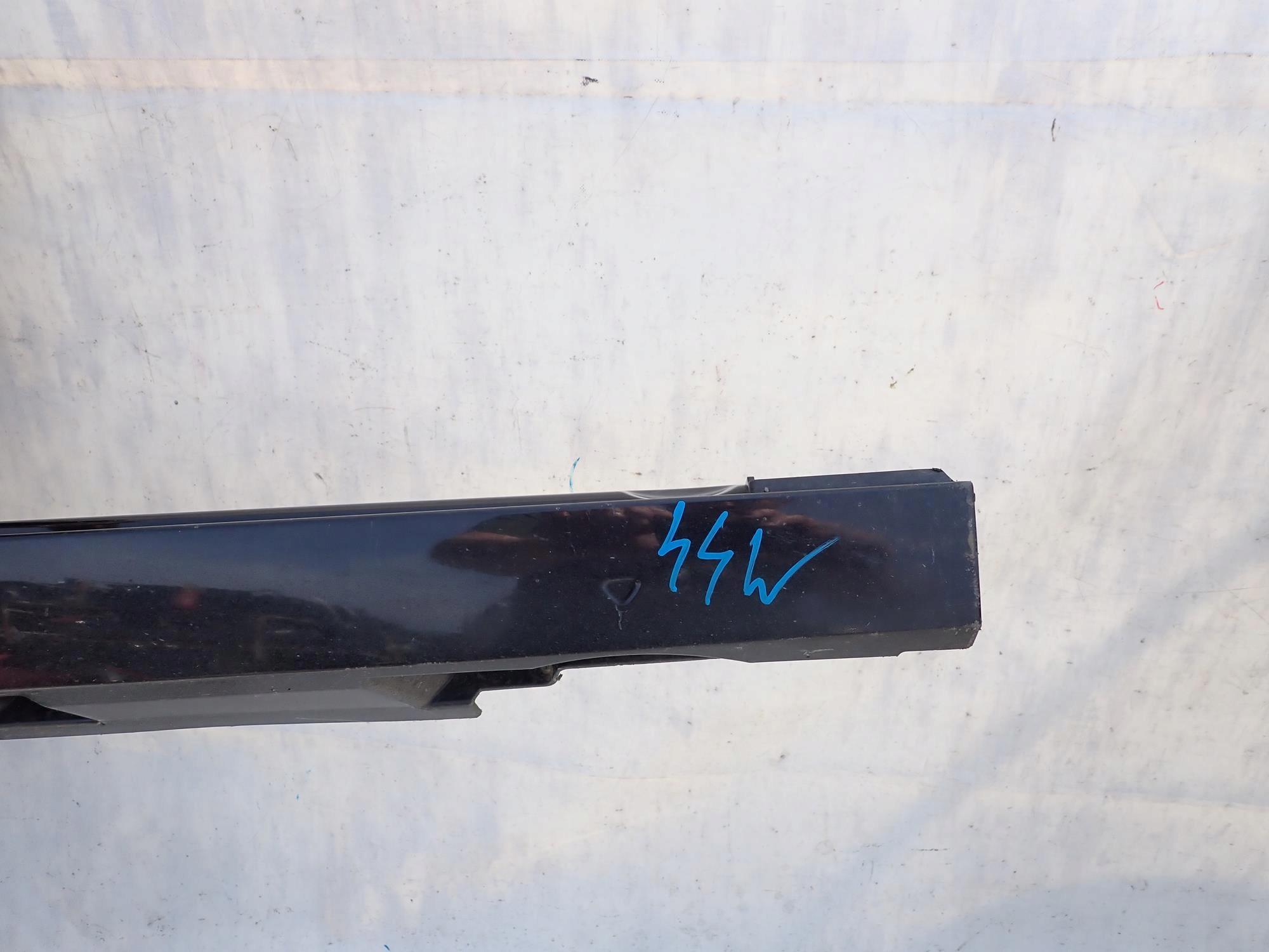 VW PASSAT B8 14-23 threshold right moulding threshold right