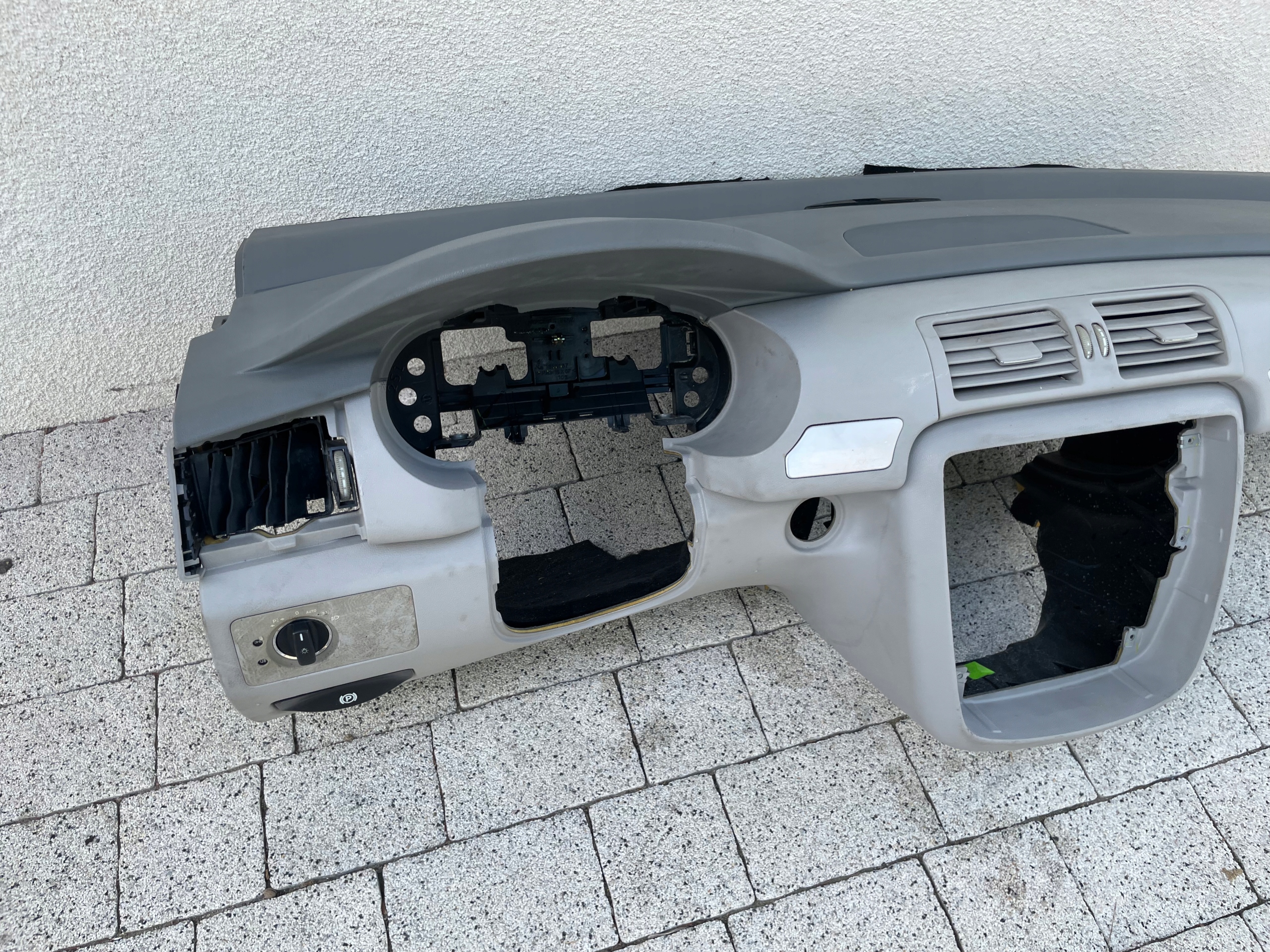 dashboard instrument panel console MERCEDES R-KLASA W251