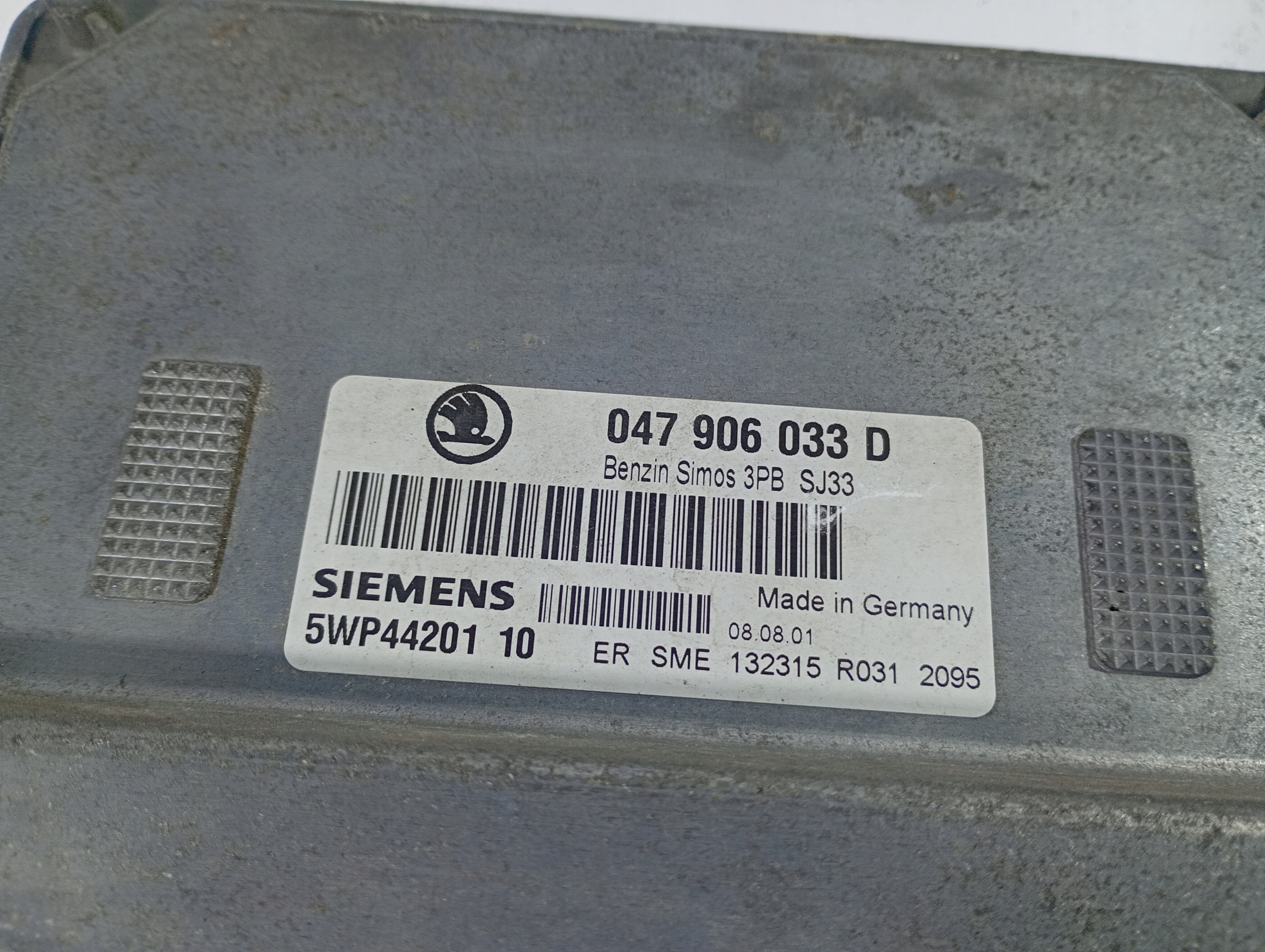 computer Centralina Motore OE 047906033D SKODA Fabia 1 e 00-02