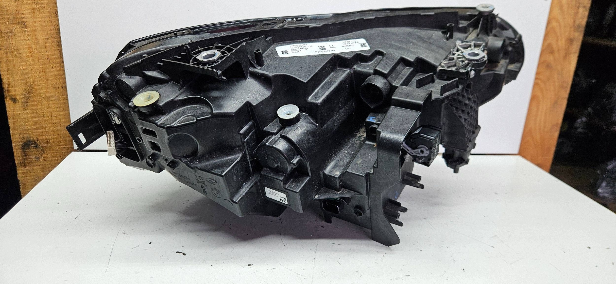 BMW 2 G42 shadow line light left front front Reflektor 8082635