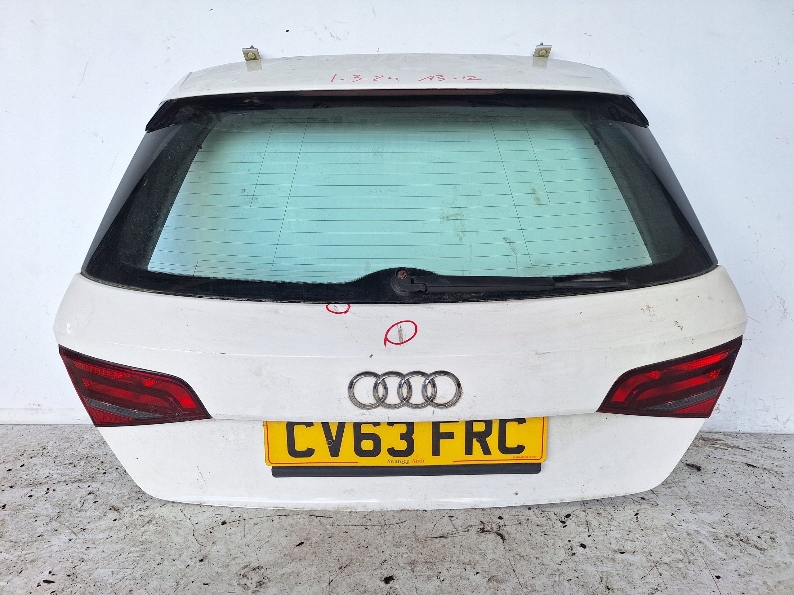 AUDI A3 8V SPORTBACK 13-18 boot door