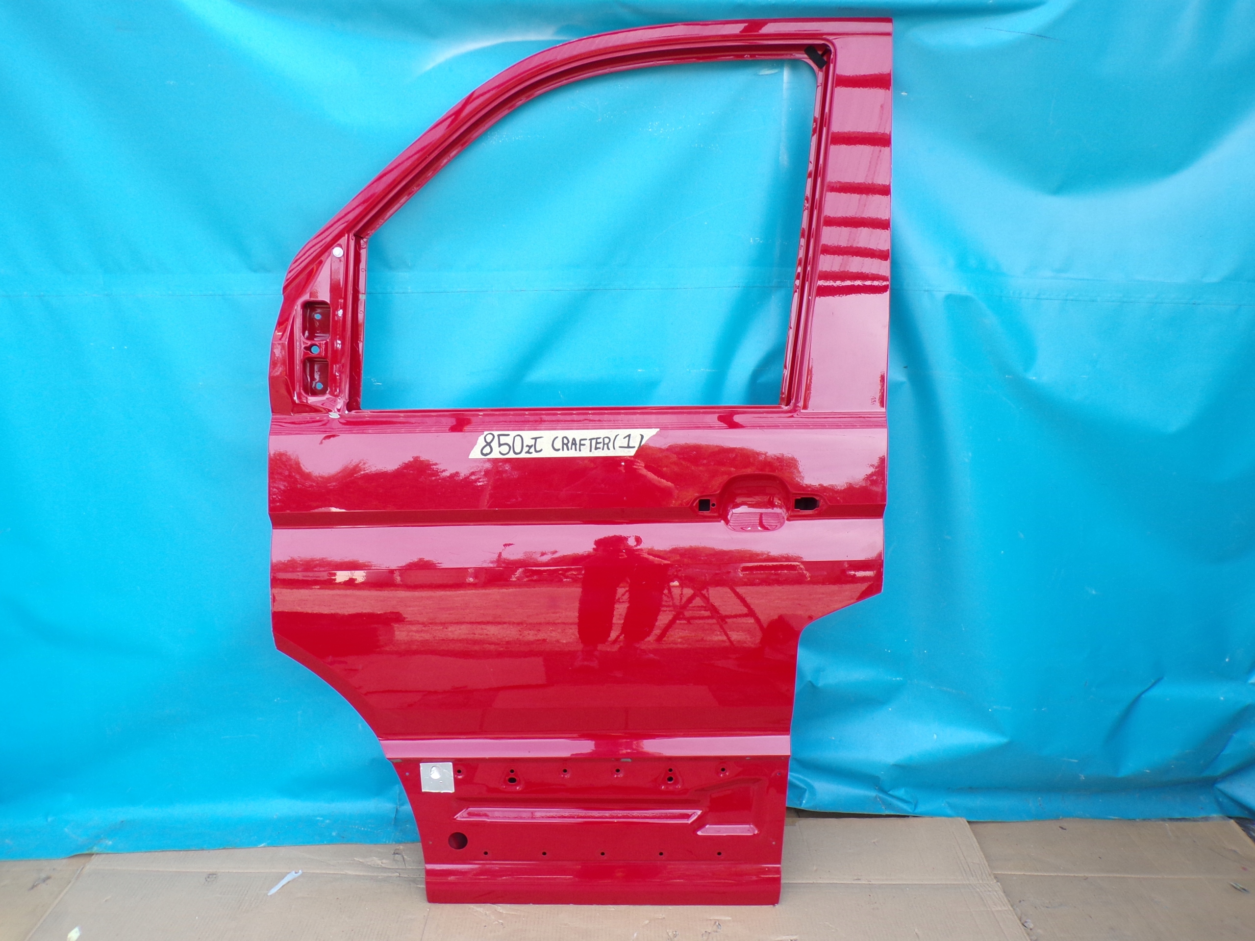 VW CRAFTER 2 MAN TGE 17- door front left red front left