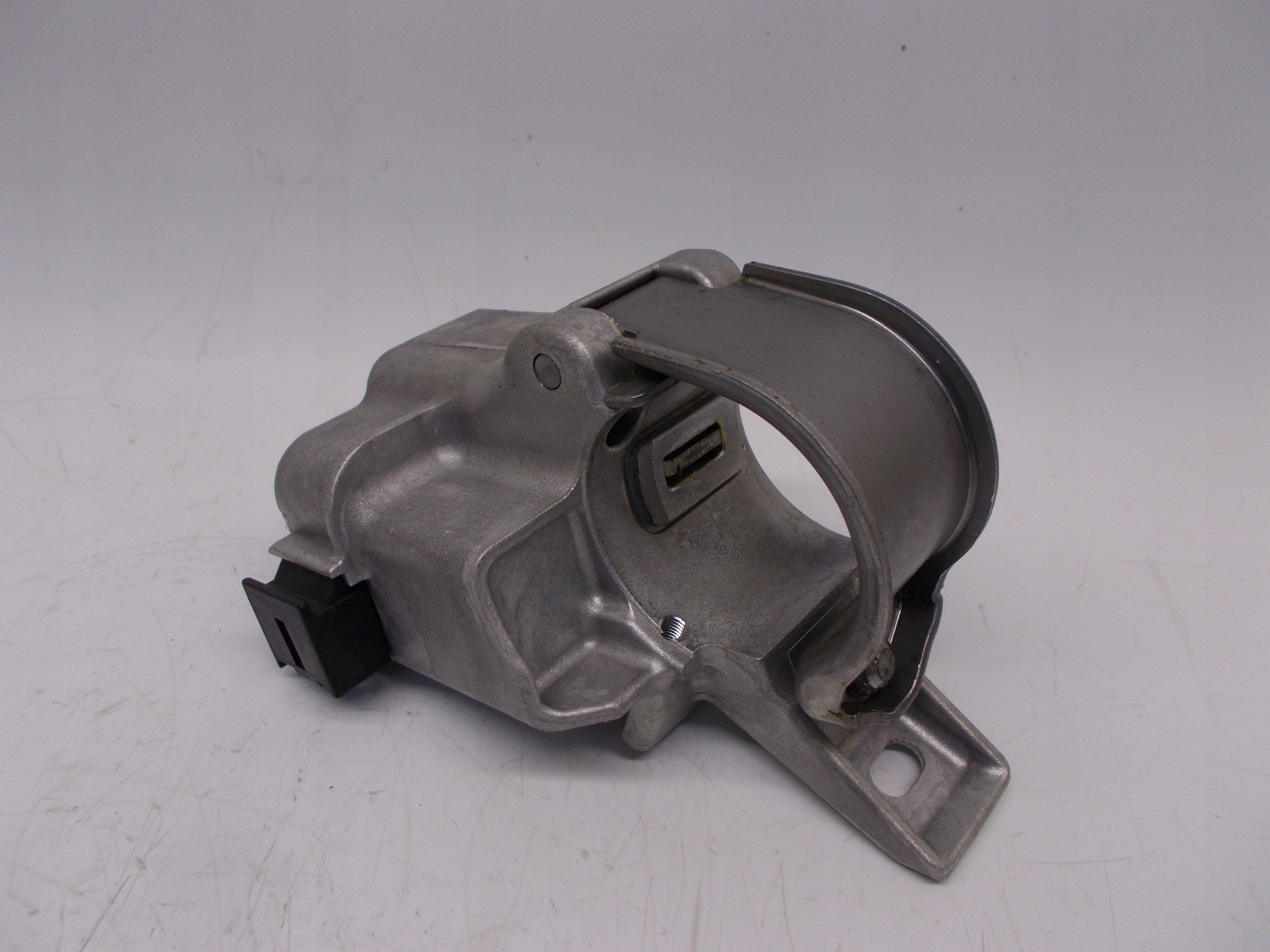 SUZUKI SWIFT MK8 17-ЗАМОК РУЛЕВОГО УПРАВЛЕНИЯ