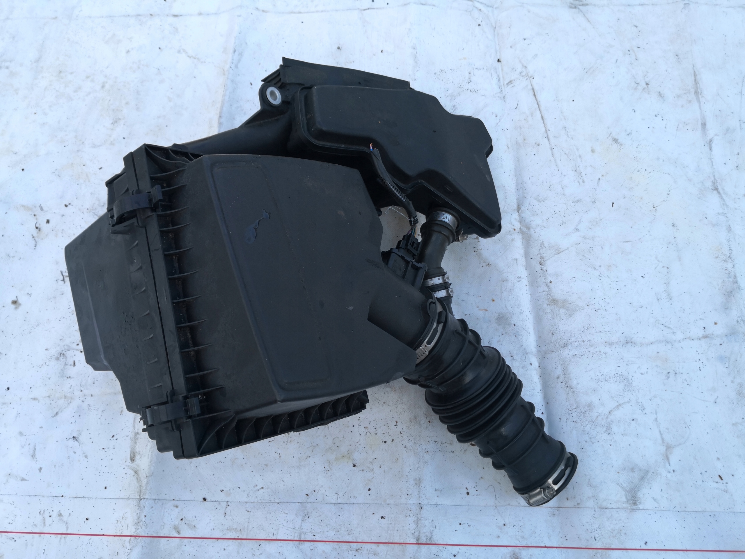 Gehäuse filter luft MONDEO MK5 GT43-9C675-BA