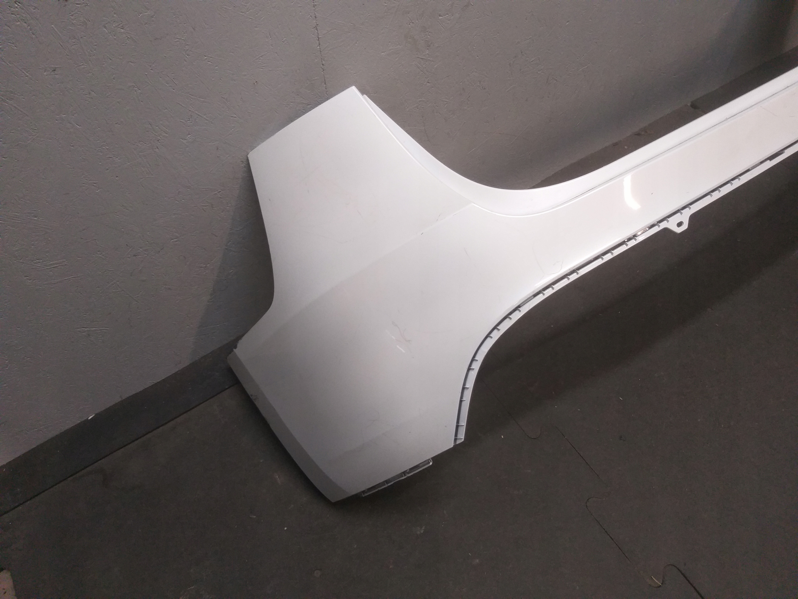 Paraurti posteriore TESLA Y