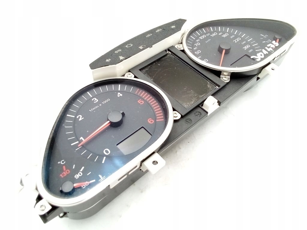 Audi A6 C6 dials dials predkosciomierz 4F0920900S