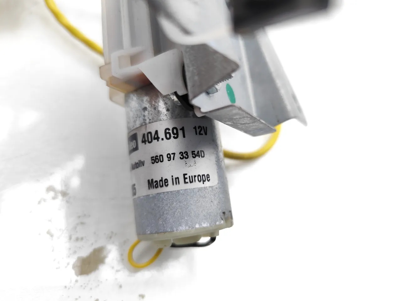 Bentley CONTINENTAL FLYING SPUR моторчик регулировки ремней безопасности