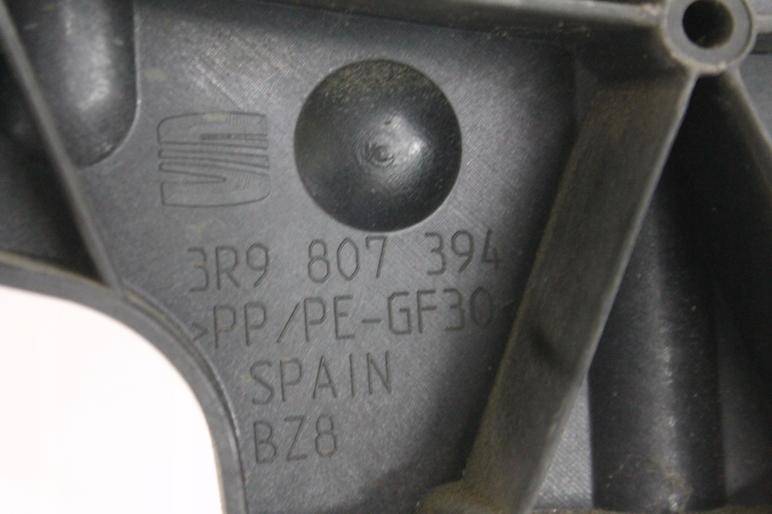 support right rear part 3R9807394 SEAT EXEO KOMBI 08-13