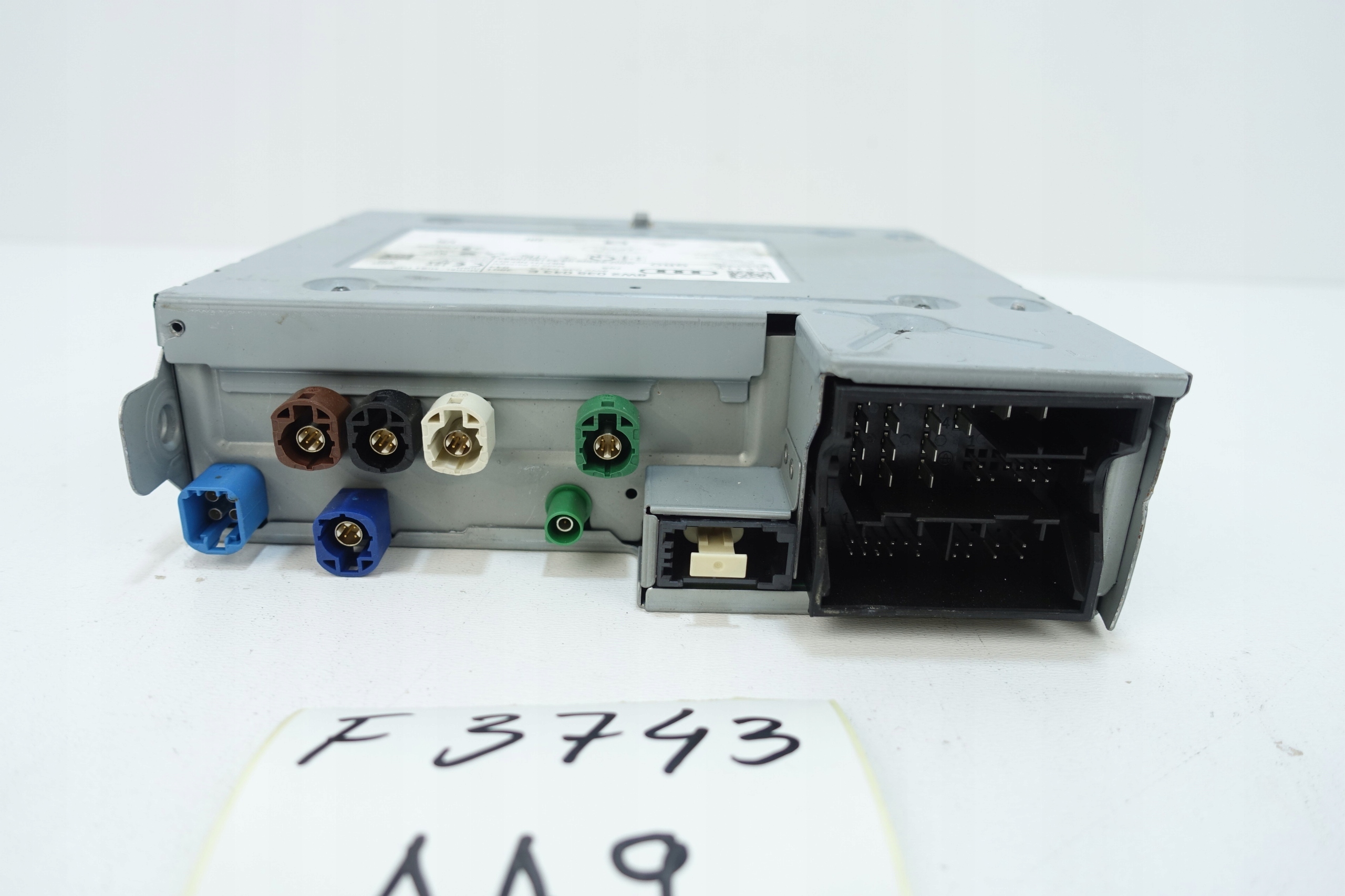 AUDI control unit module navigation player MULTIMEDIALNY MIB3 8W2035043E