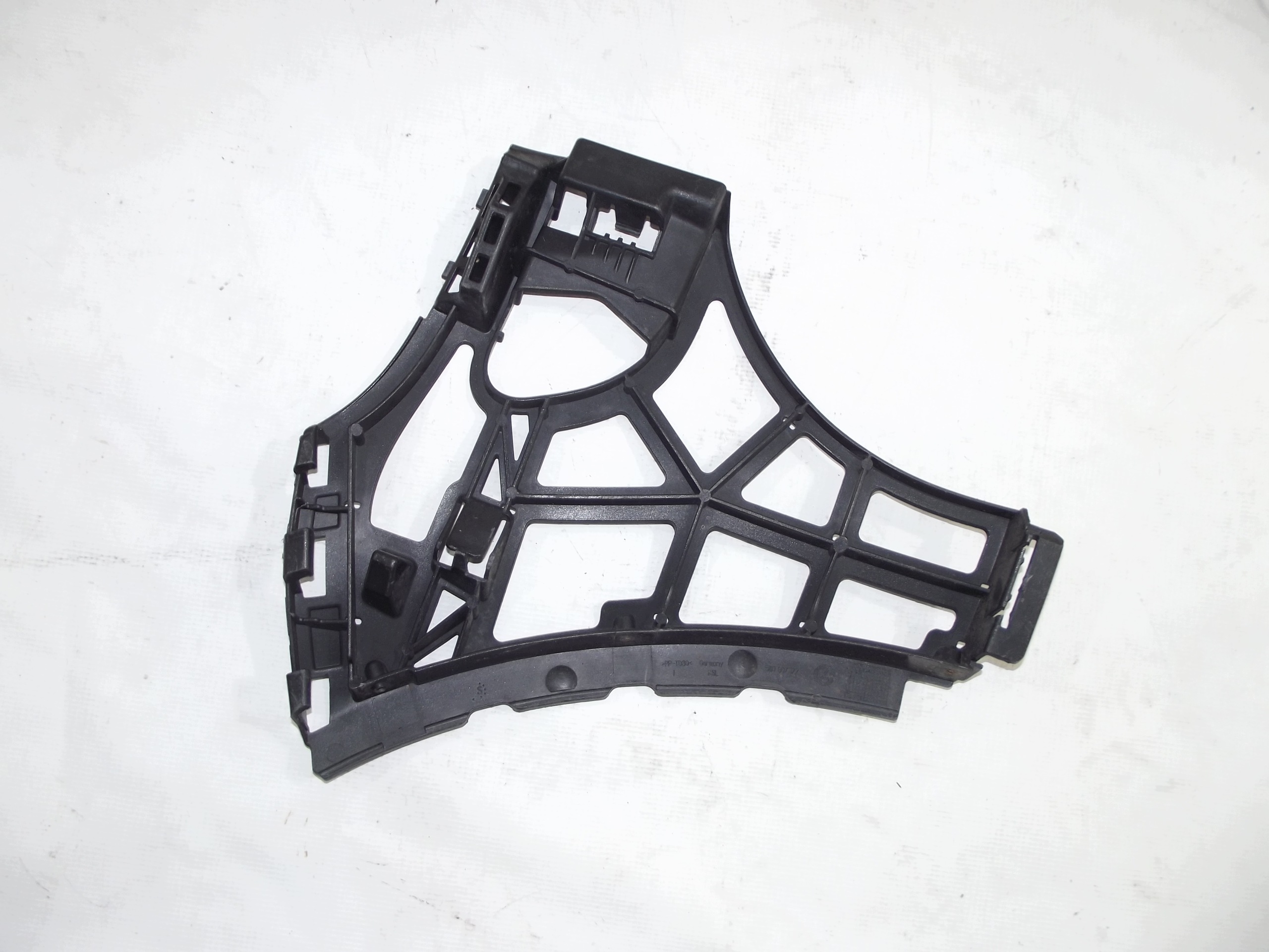 VW Golf plus support holder of a bumper left front 5M0807177